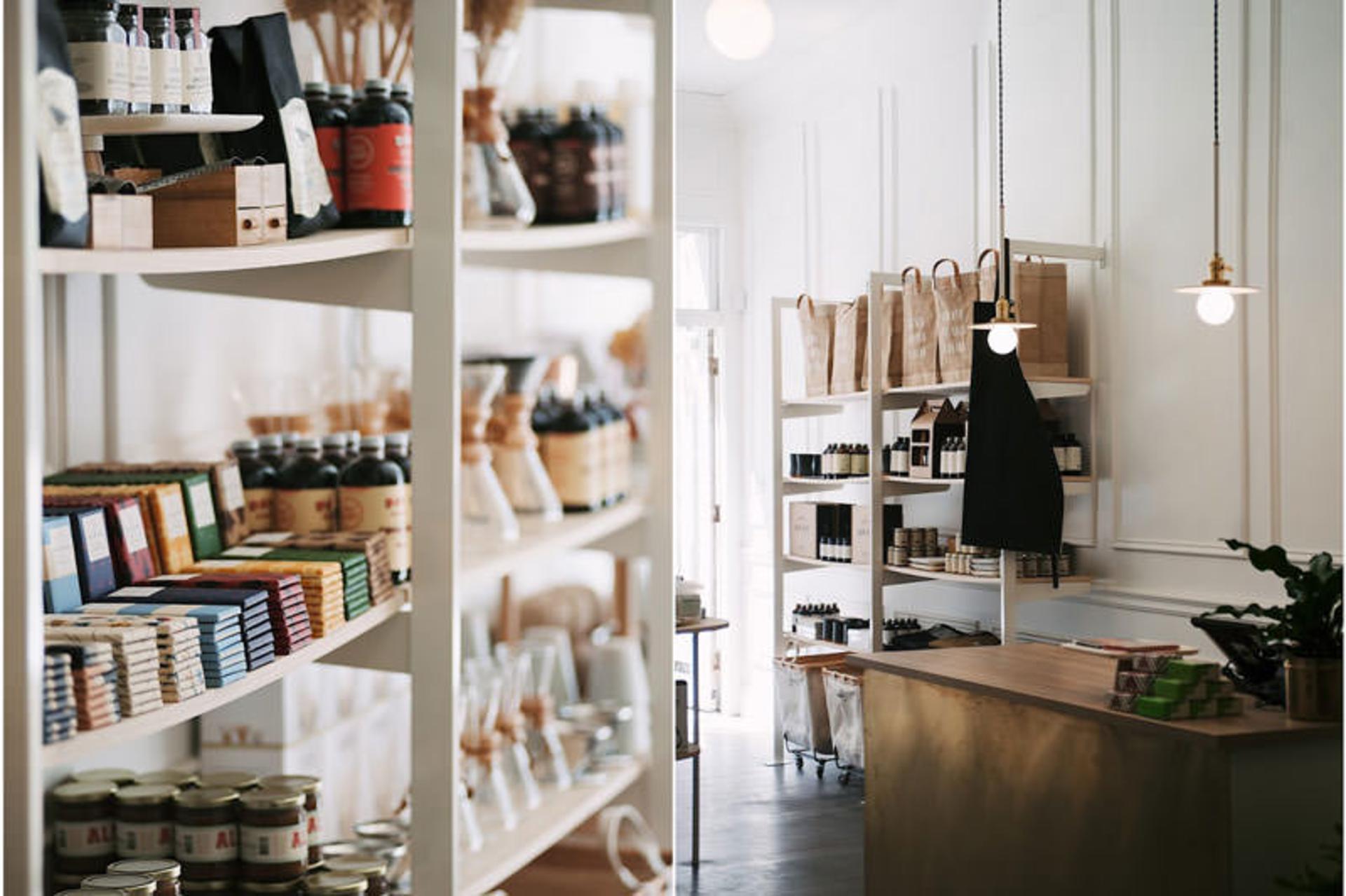 فروشگاه Old Faithful Shop