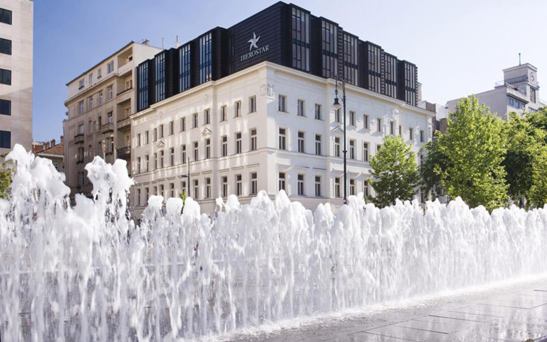 هتل ایبروستار گرند بوداپست (Iberostar Grand Hotel Budapest)
