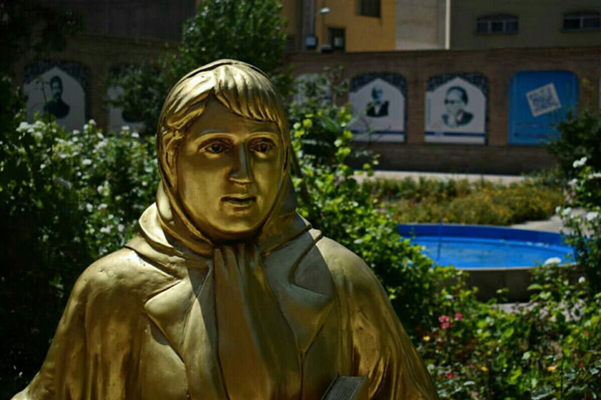 پروین اعتصامی