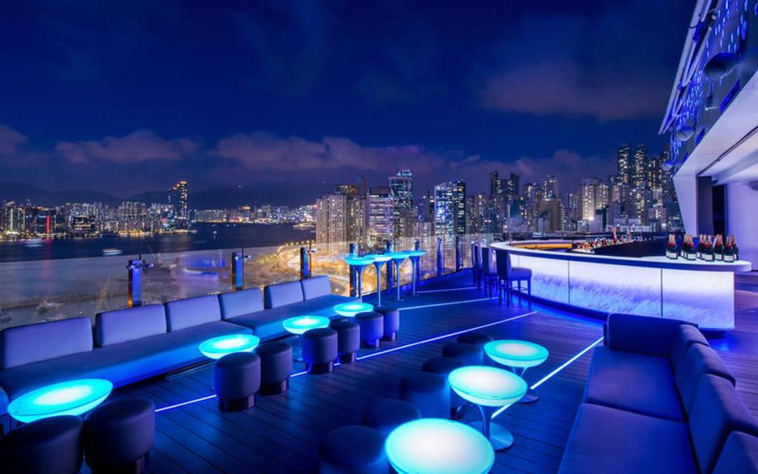 هتل د پارک لن هنگ‌کنگ ا پول‌من (The Park Lane Hong Kong, a Pullman Hotel)