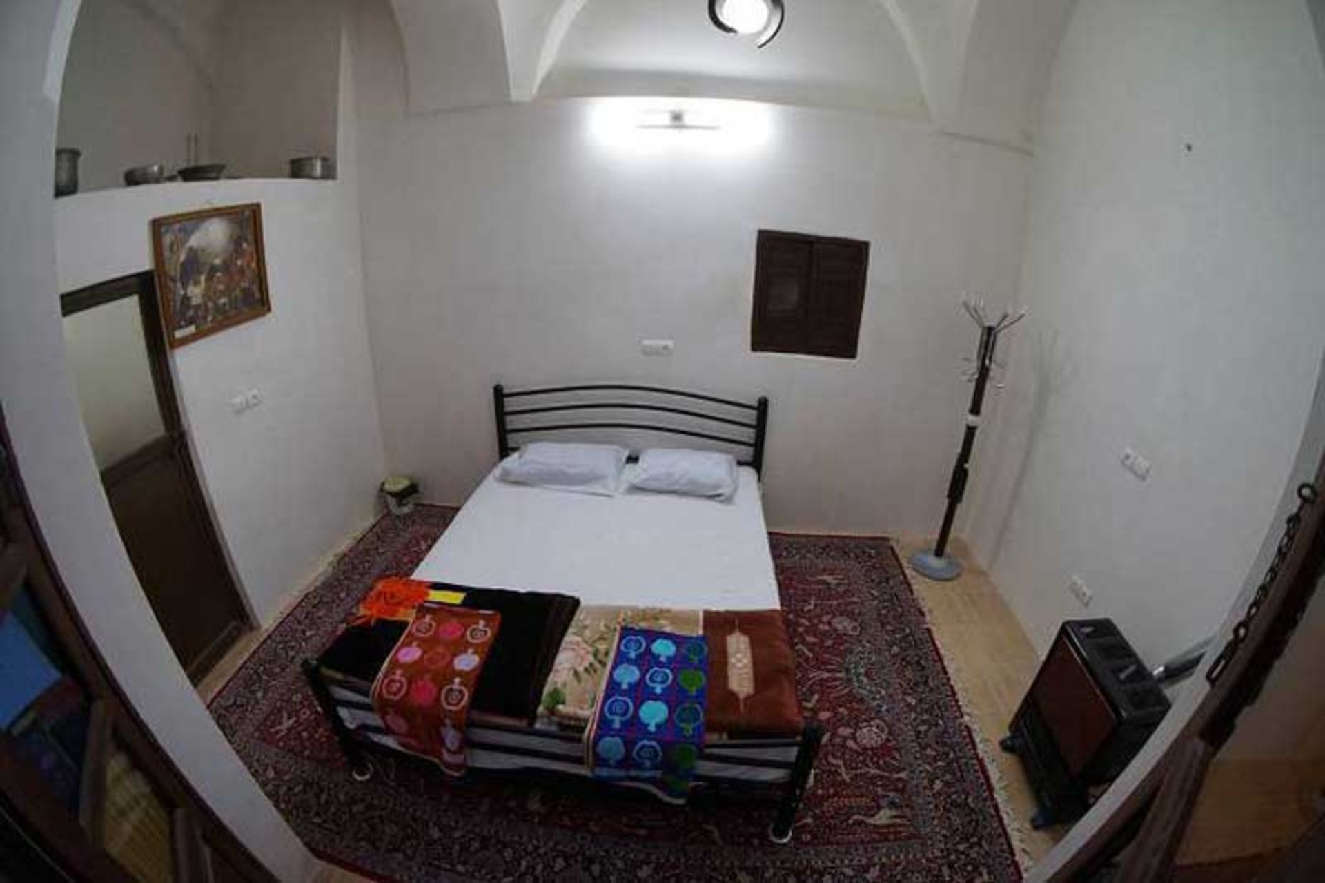 هتل خانه سنتی کمال الملک