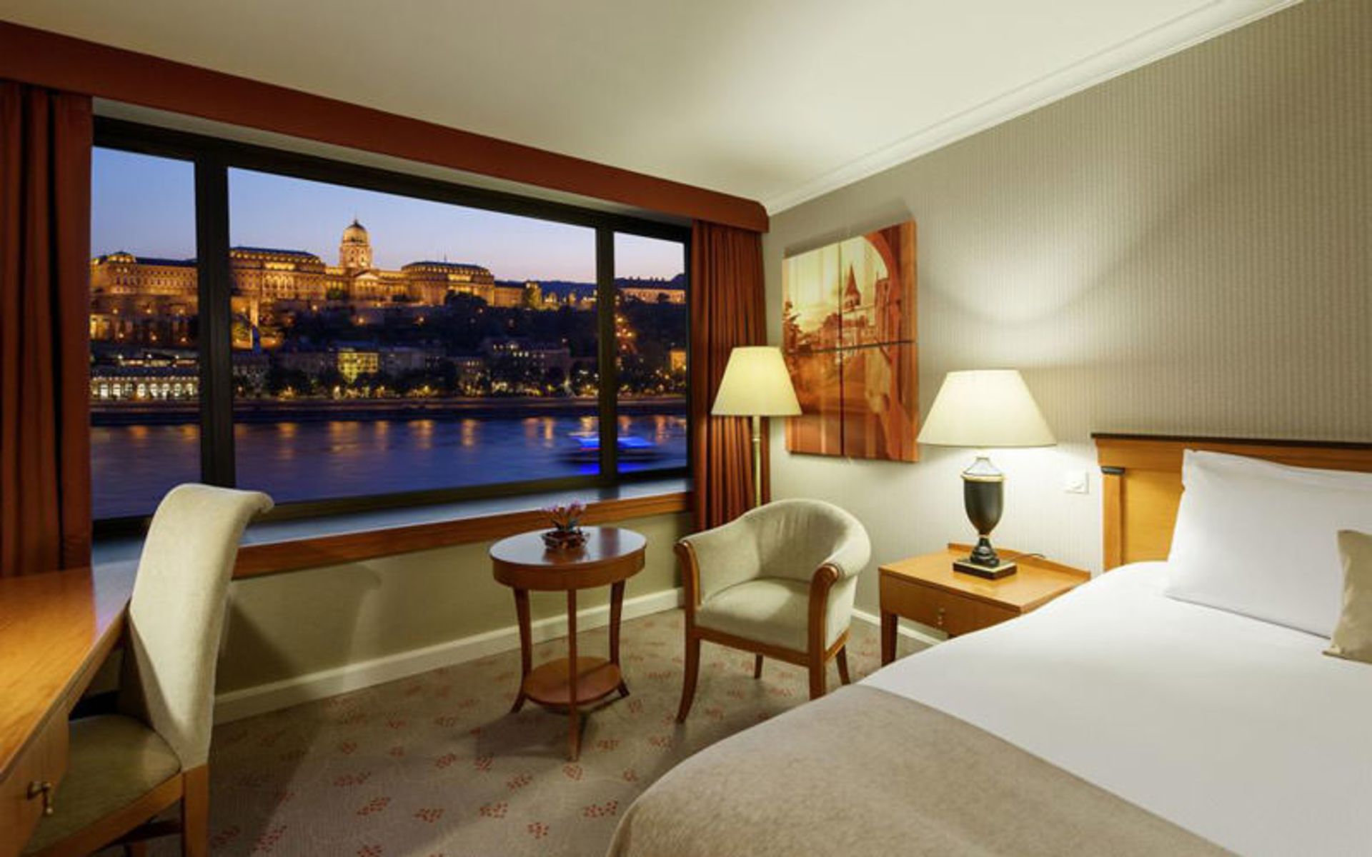 هتل اینترکانتیننتال بوداپست (InterContinental Budapest)