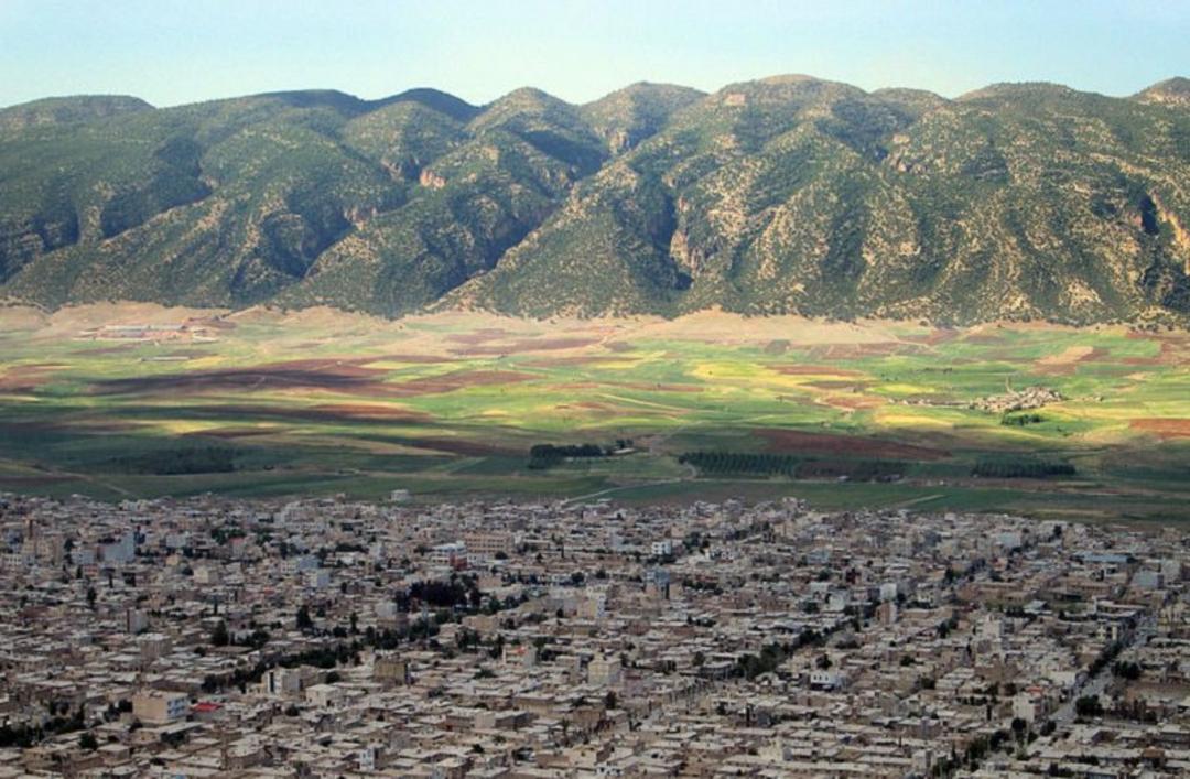 شهر ایوان