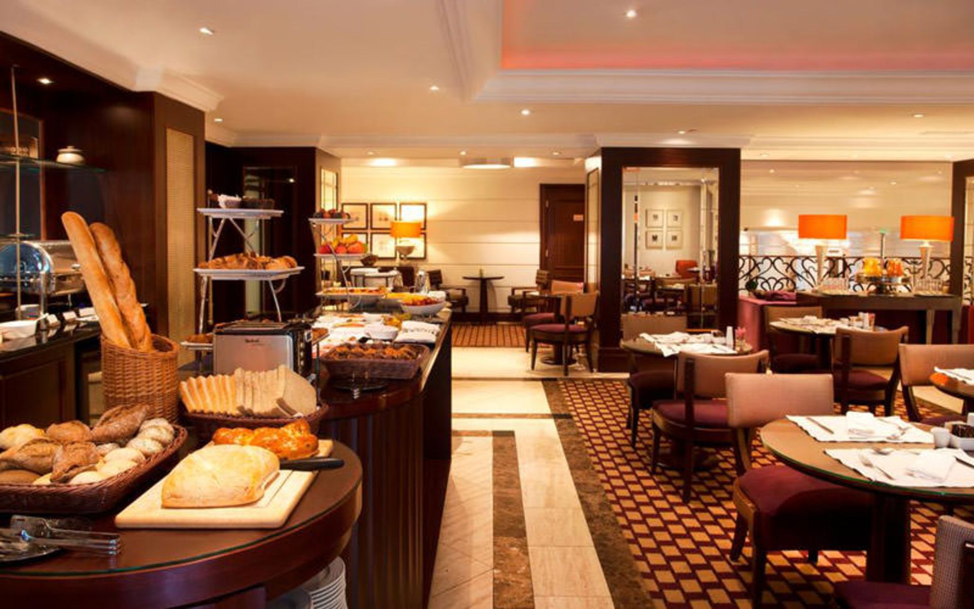 هتل کرینتیا بوداپست (Corinthia Hotel Budapest)