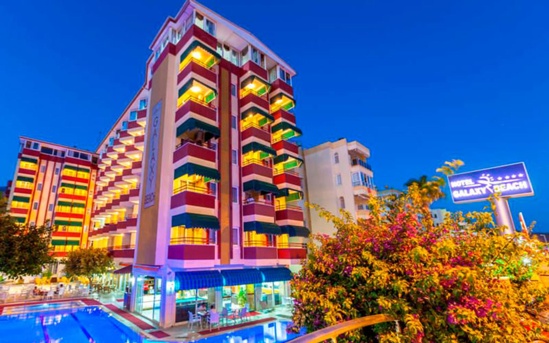 هتل گلکسی بیچ هتل (Galaxy Beach Hotel)