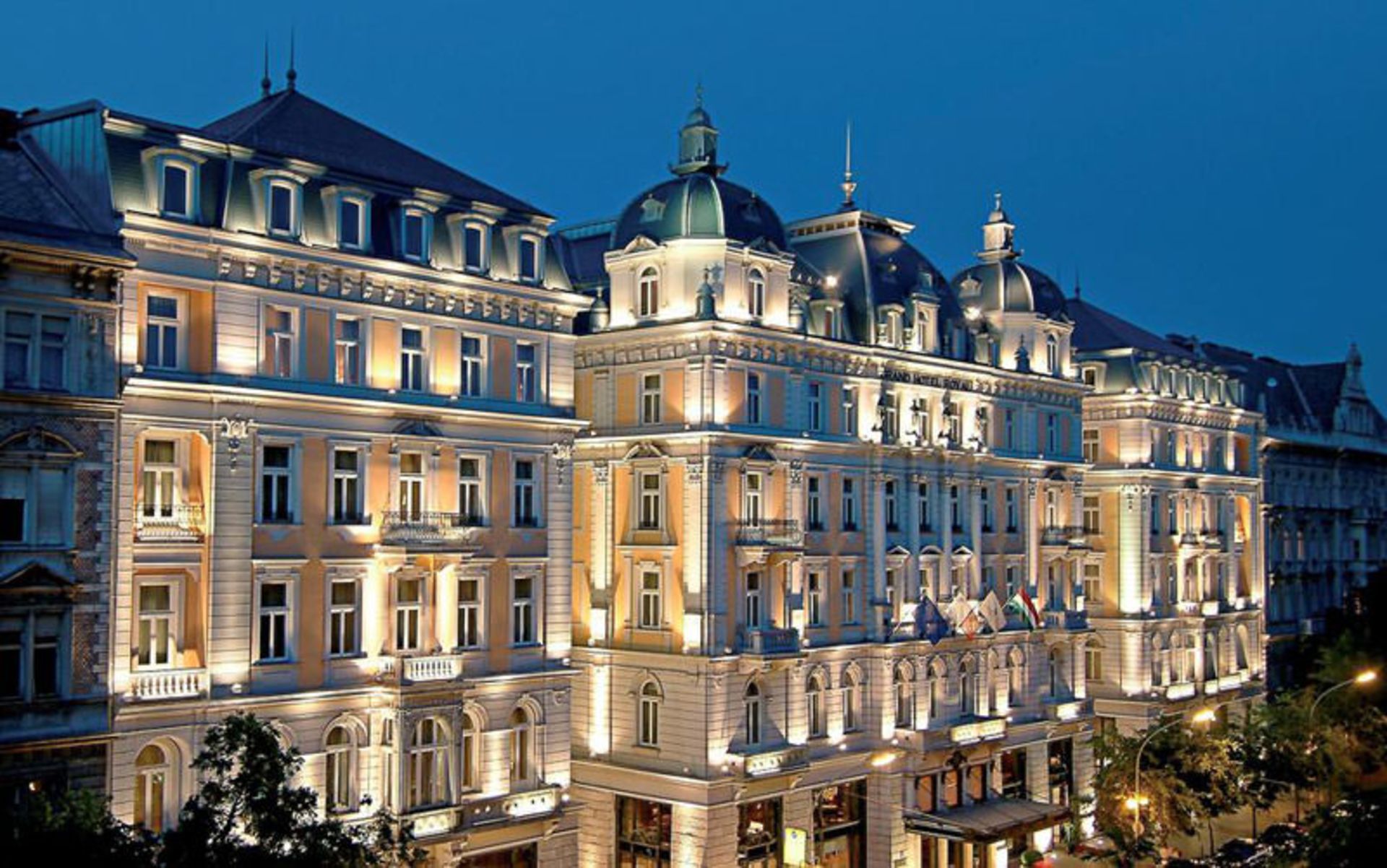 هتل کرینتیا بوداپست (Corinthia Hotel Budapest)