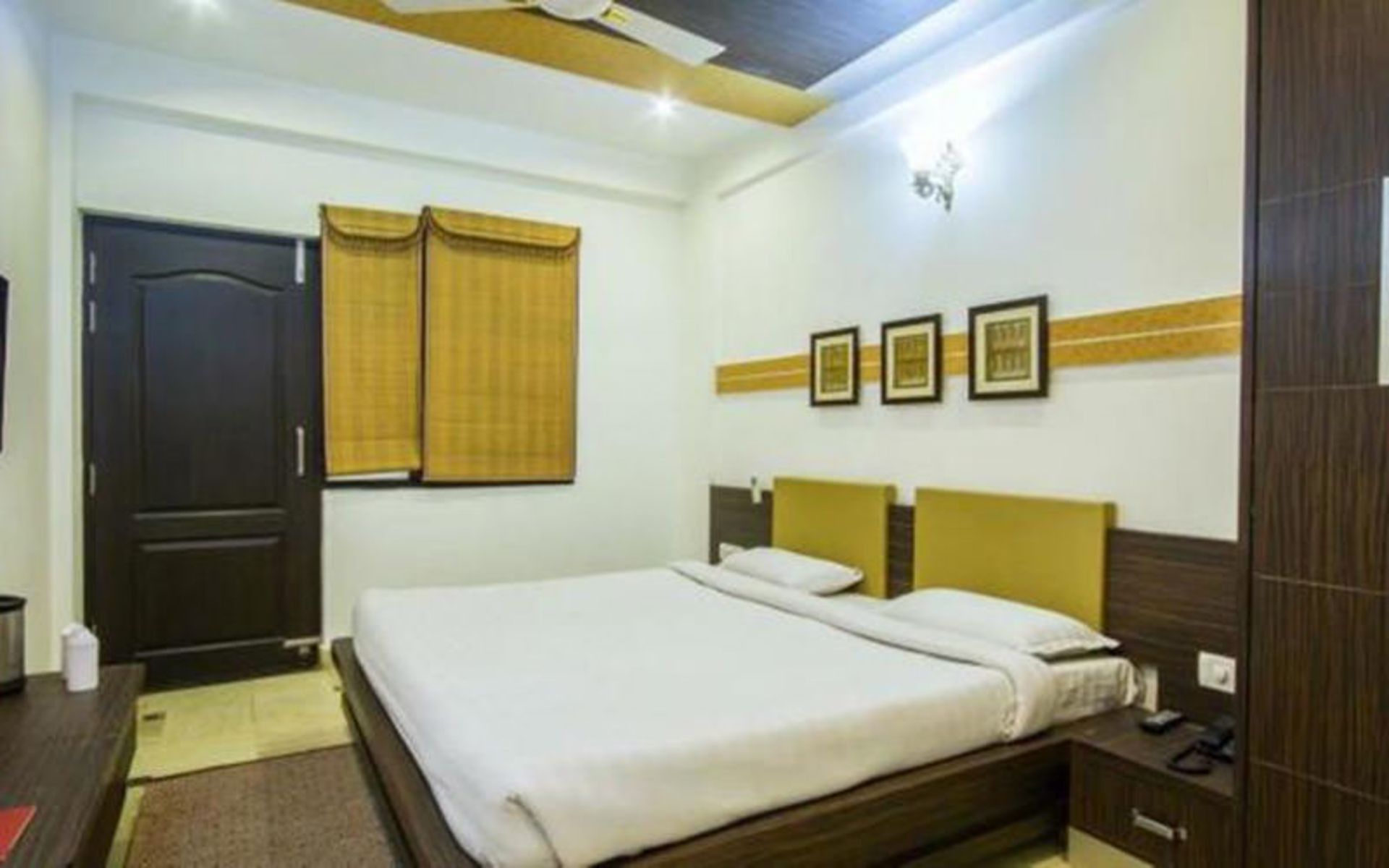 هتل پانا پارادایس (Hotel Panna Paradise)