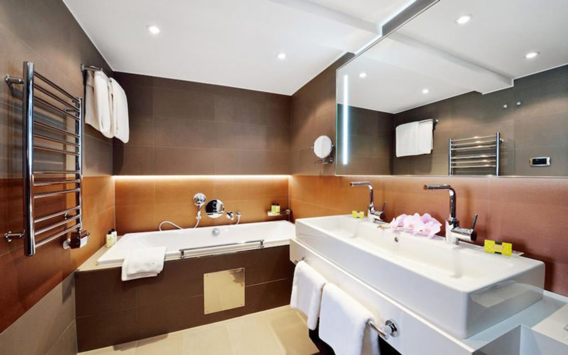هتل اینترکانتیننتال بوداپست (InterContinental Budapest)