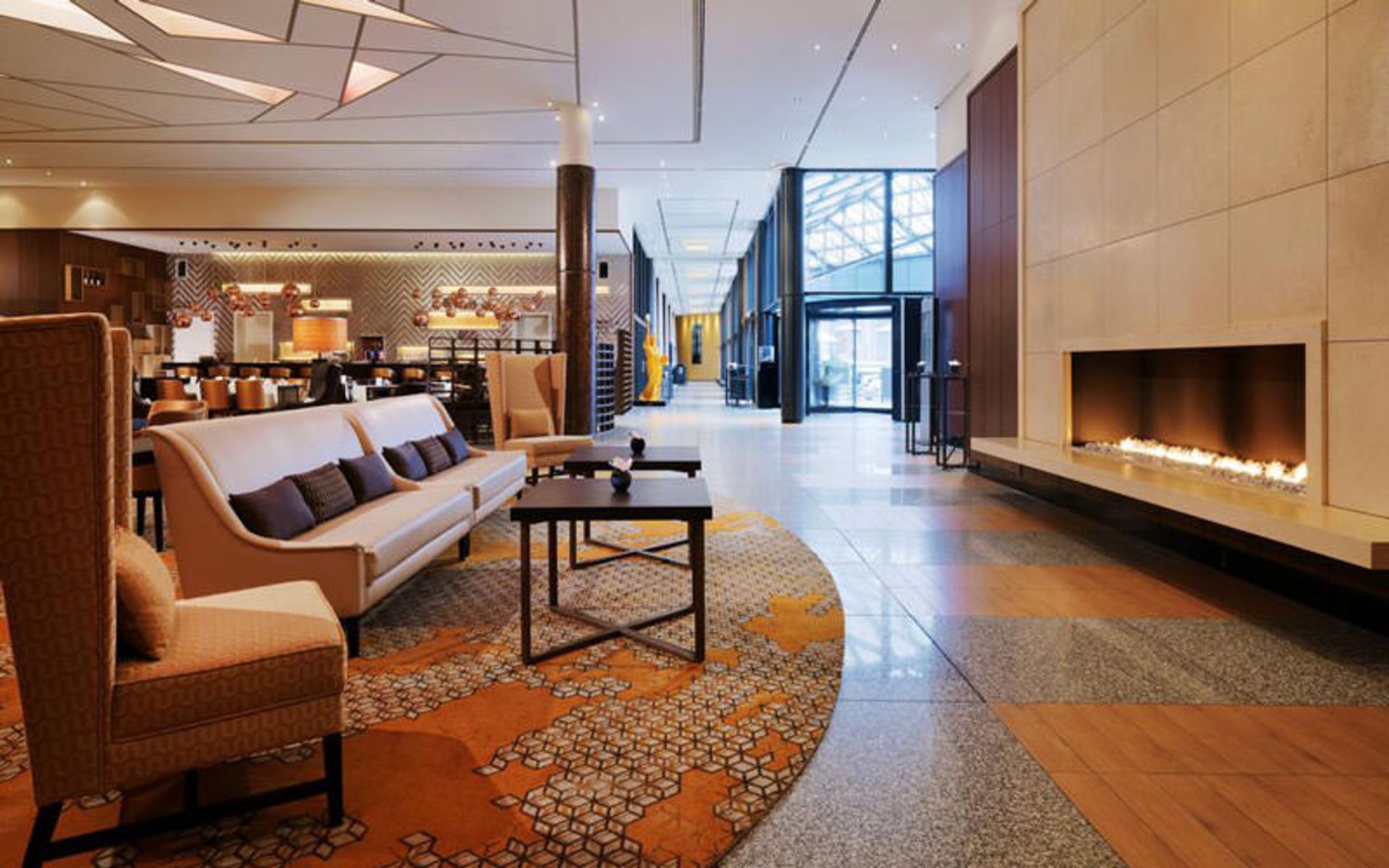 هتل شراتون برلین گرند اسپلاناد (Sheraton Berlin Grand Hotel Esplanade)