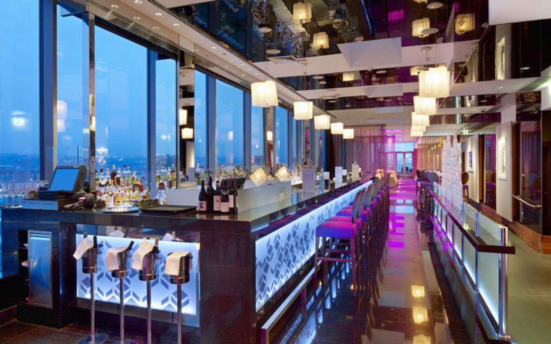 هتل هیلتون پراگ (Hilton Prague Hotel)