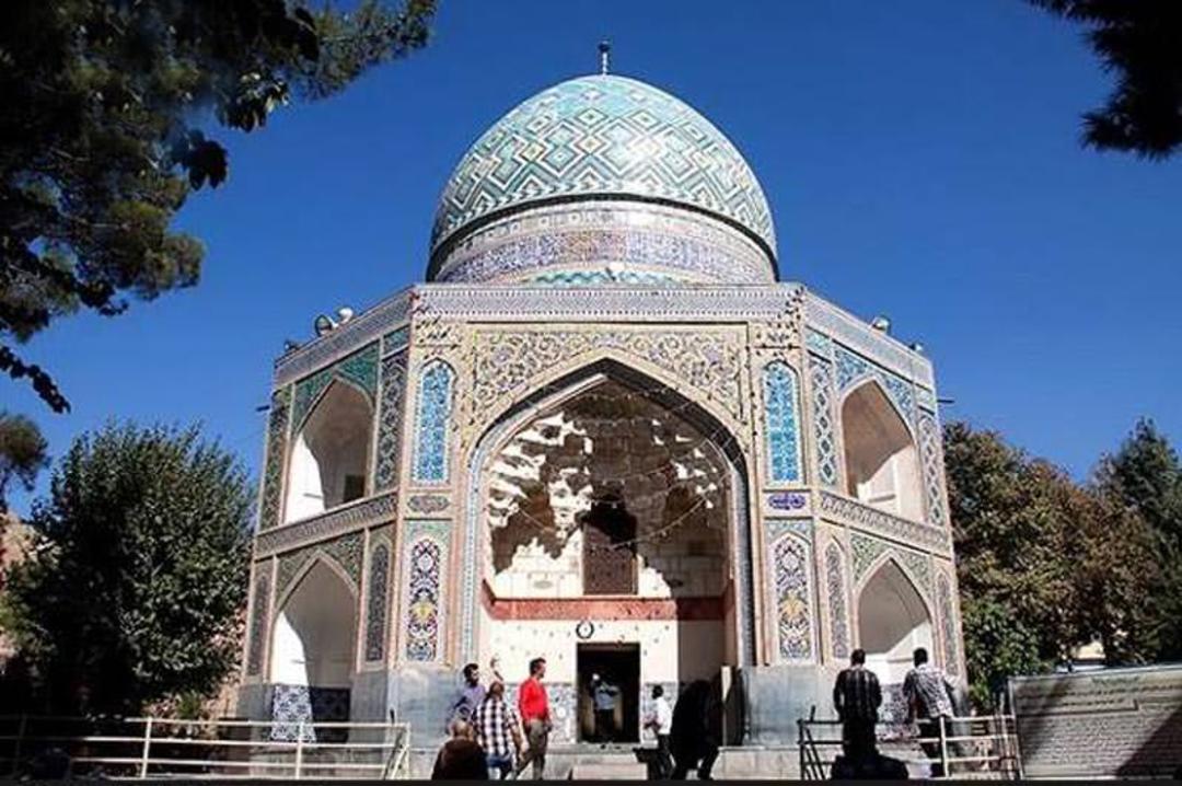 قدمگاه امام رضا در باغ قدمگاه نیشابور