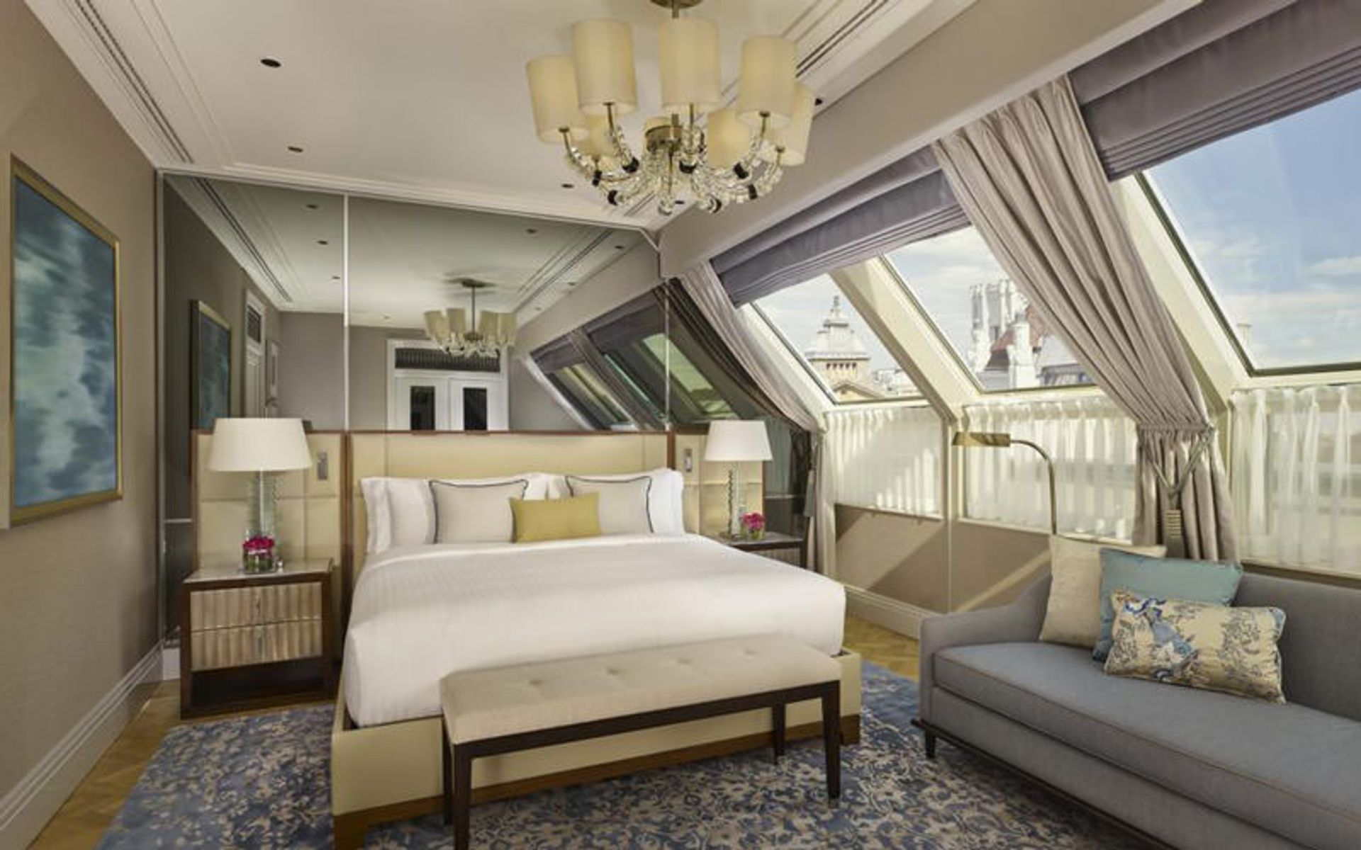هتل ریتز کارلتون (The Ritz-Carlton, Budapest)
