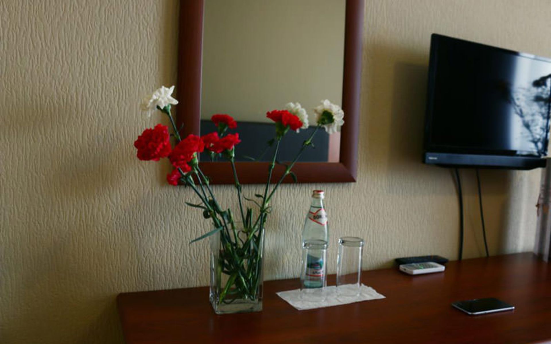 هتل وایت هاوس (White House Hotel)