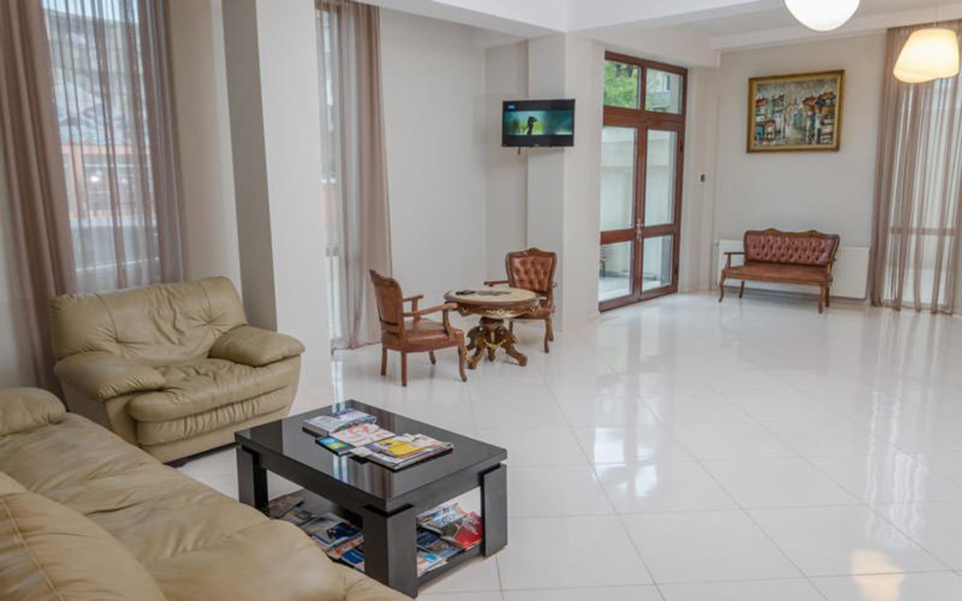 هتل بیگ‌بای (Big Bay Hotel)