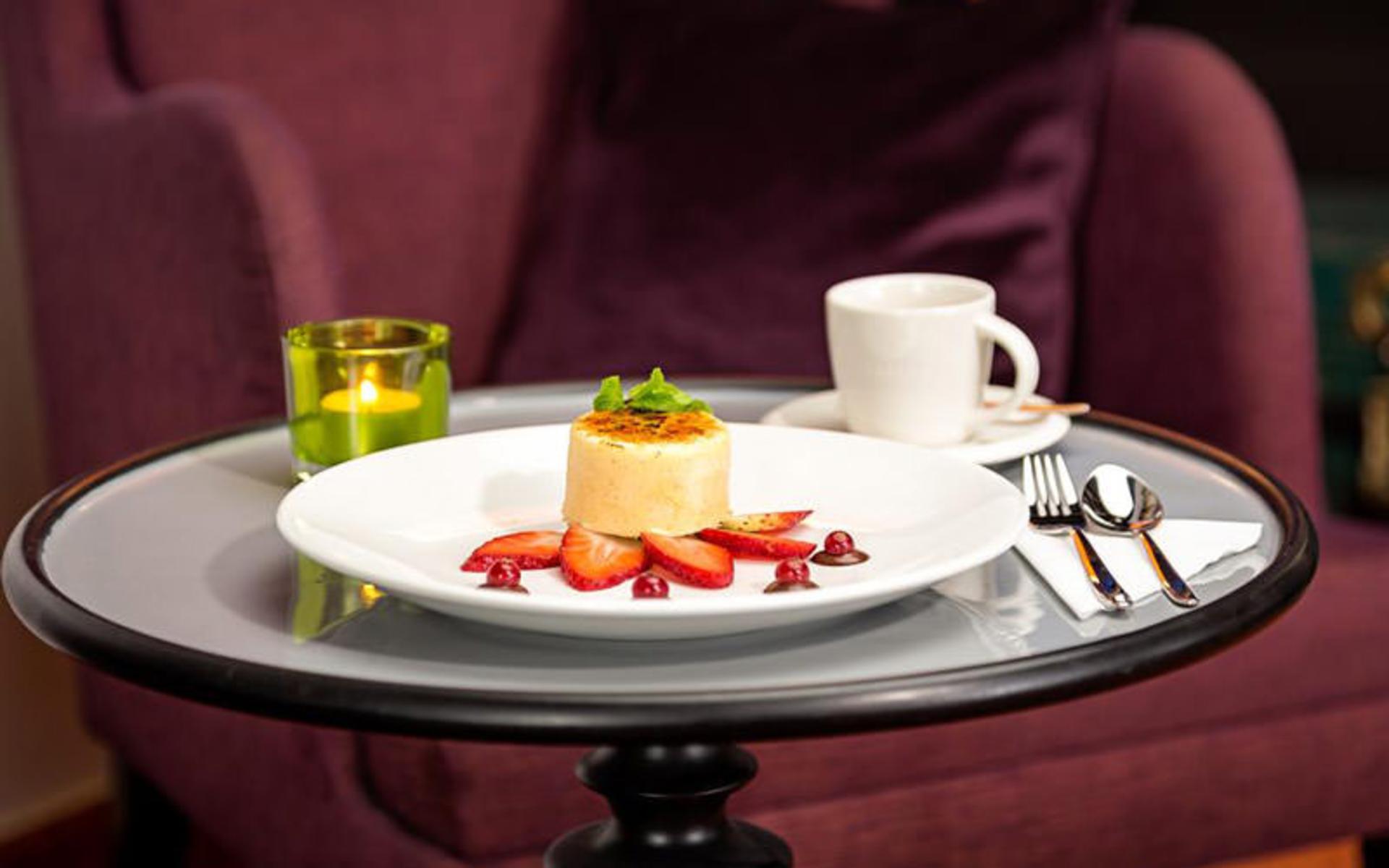 هتل هالیدی این برلین سیتی ایست سایت (Holiday Inn Berlin City East Side)