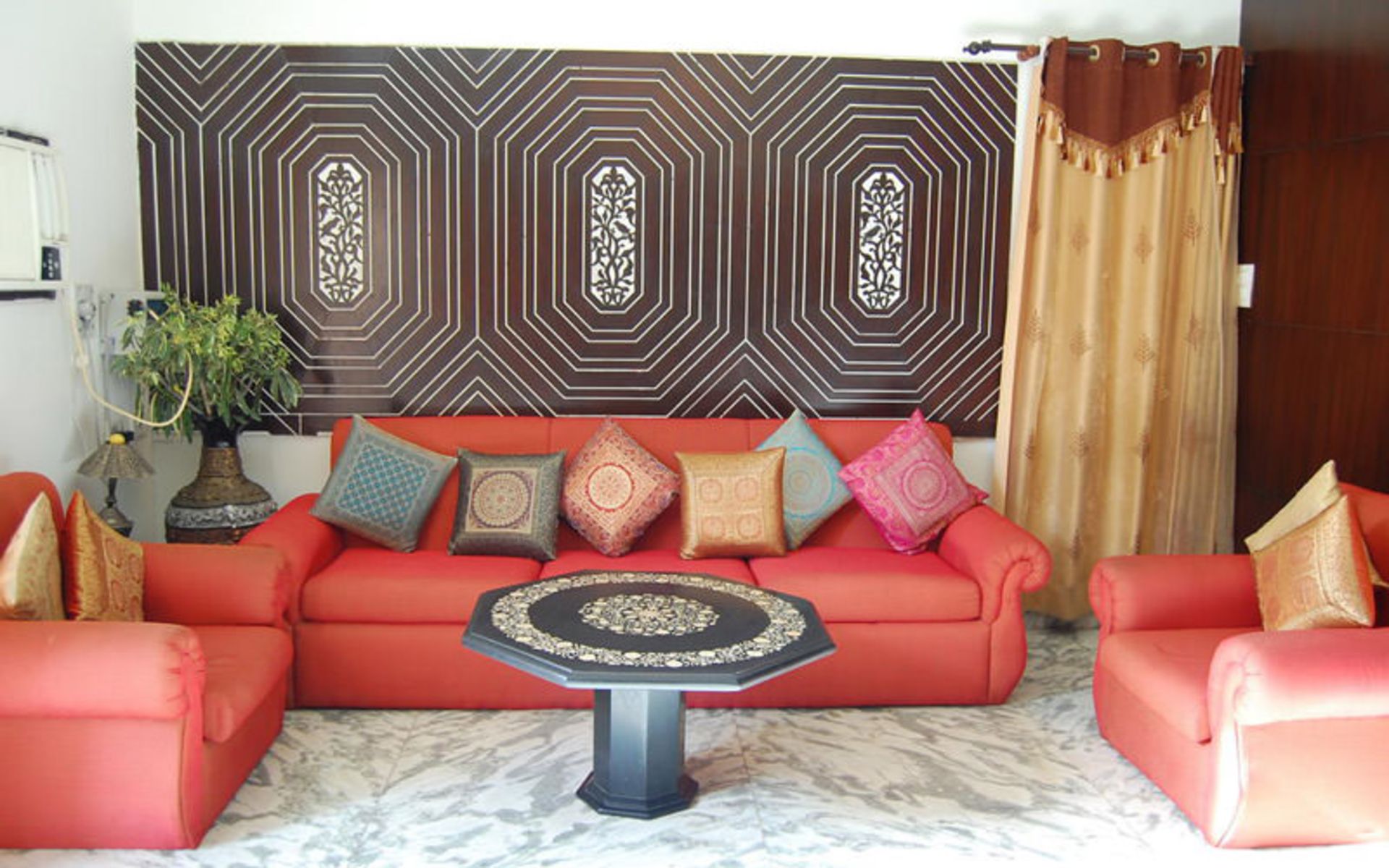 هتل سای هوم استی بد اند بریکفست (Sai Home Stay Bed & Breakfast)