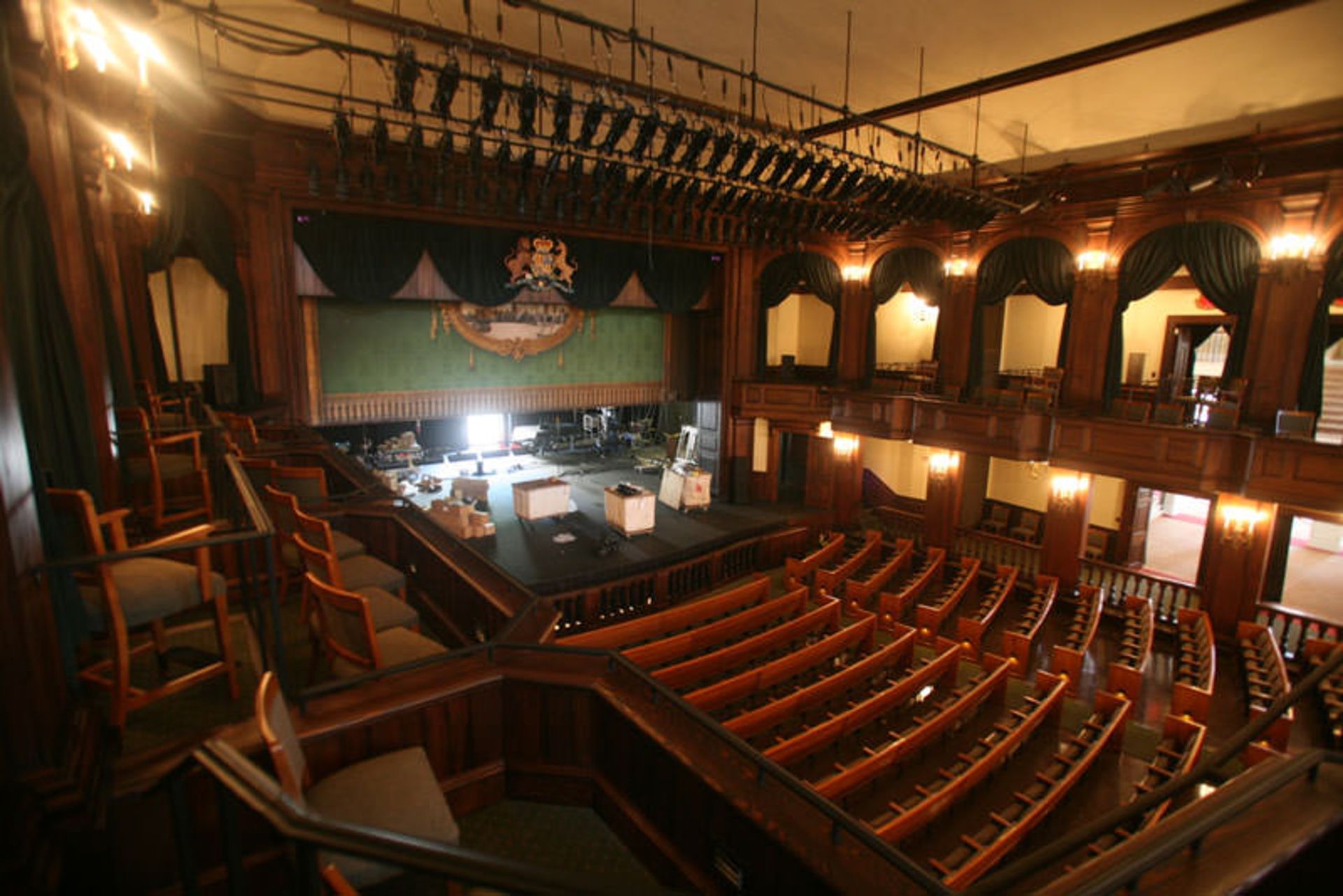تئاتر خیابان داک (Dock Street theatre)