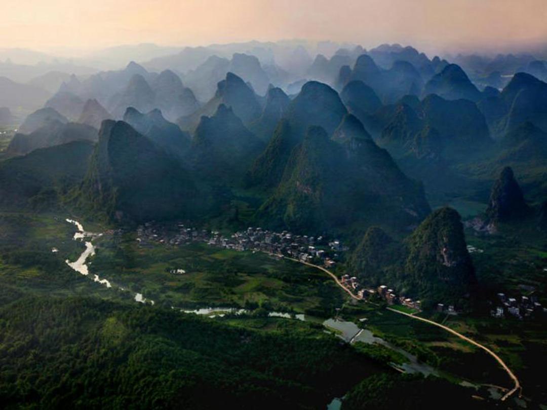 چین؛ اقامتگاه کوهستانی دنج یانگشو (YANGSHUO)