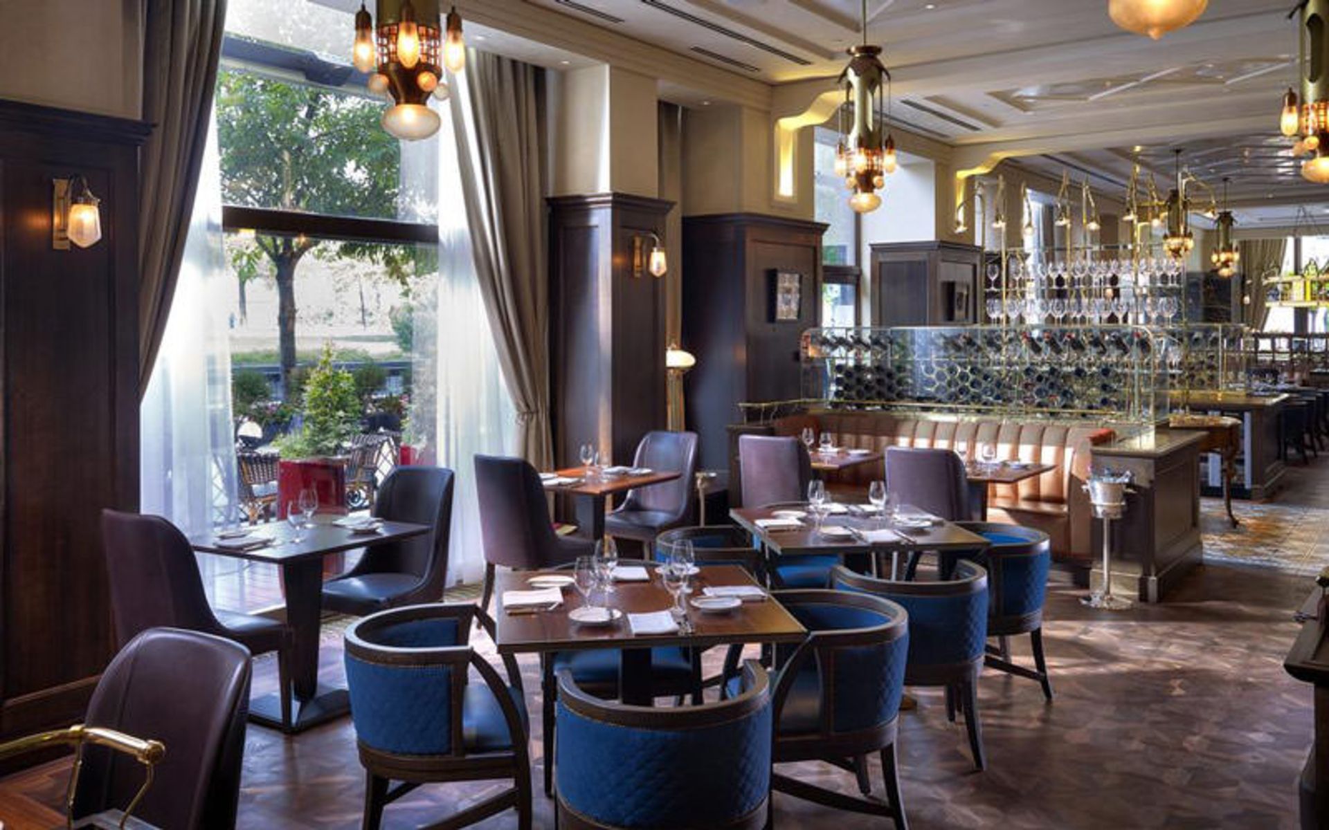 هتل فور سیسنز گرشام پالیس بوداپست (Four Seasons Hotel Gresham Palace Budapest)