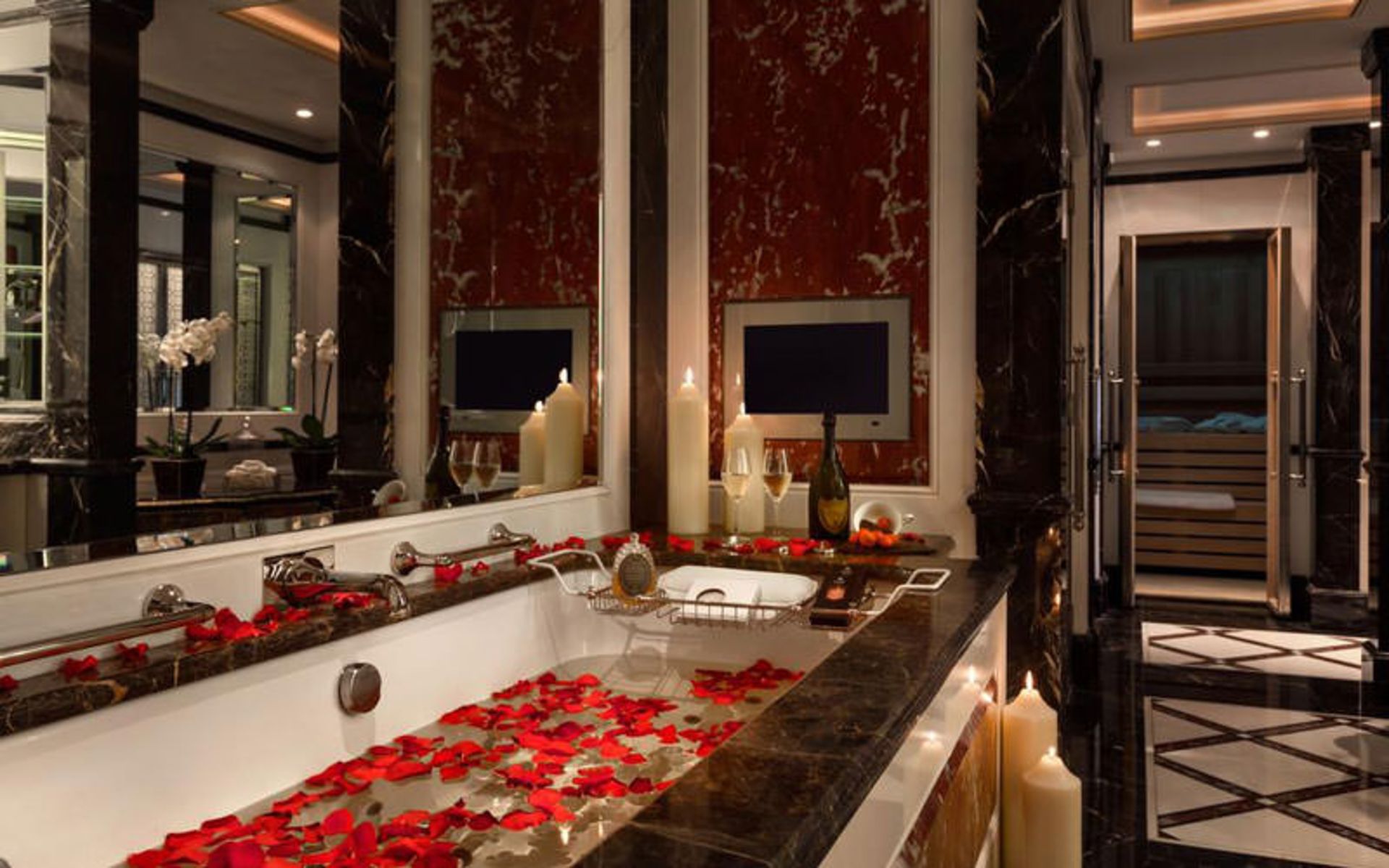 هتل آدلن کمپینسکی برلین (Hotel Adlon Kempinski Berlin)