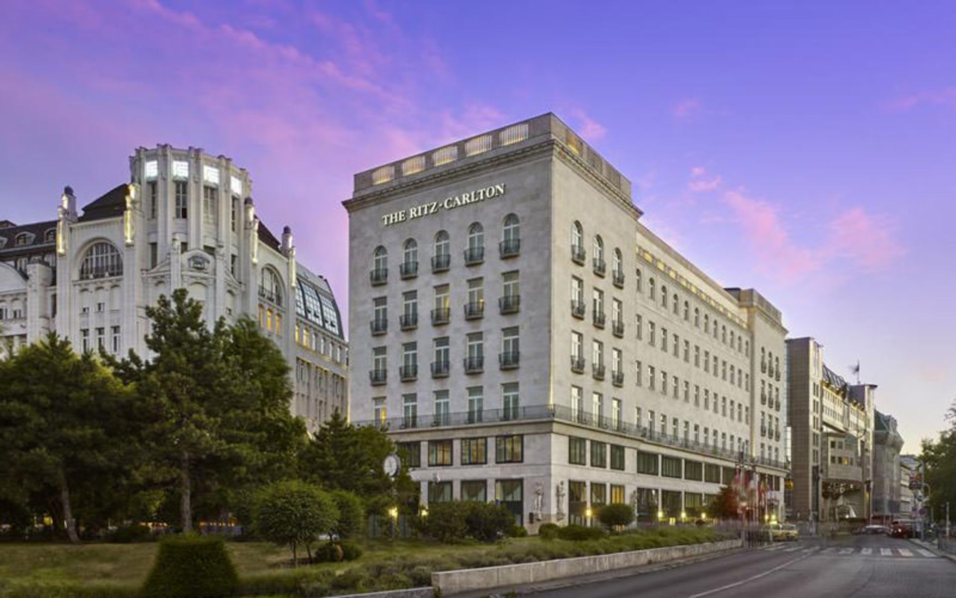 هتل ریتز کارلتون (The Ritz-Carlton, Budapest)