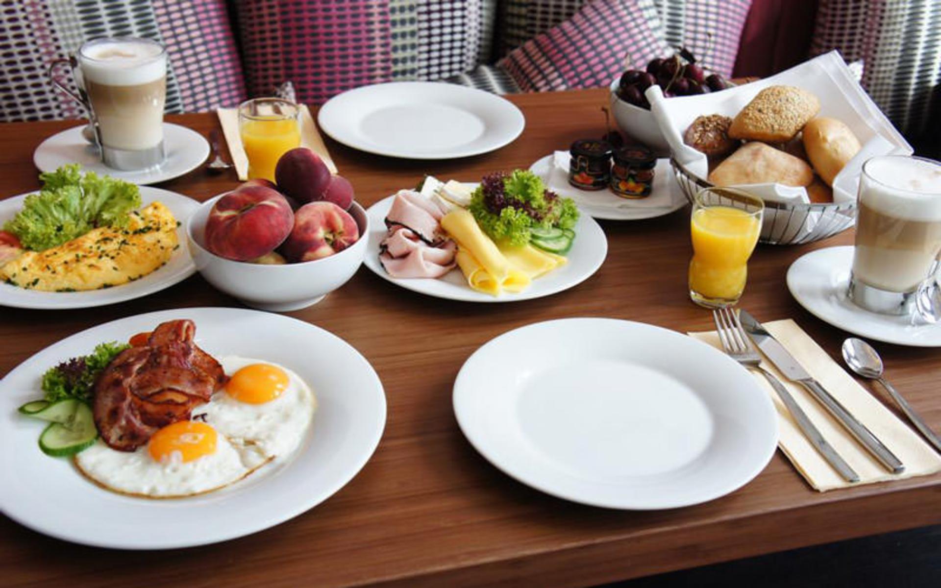 هتل هالیدی این برلین- الکساندرپلاتس (Holiday Inn Berlin-Alexanderplat)