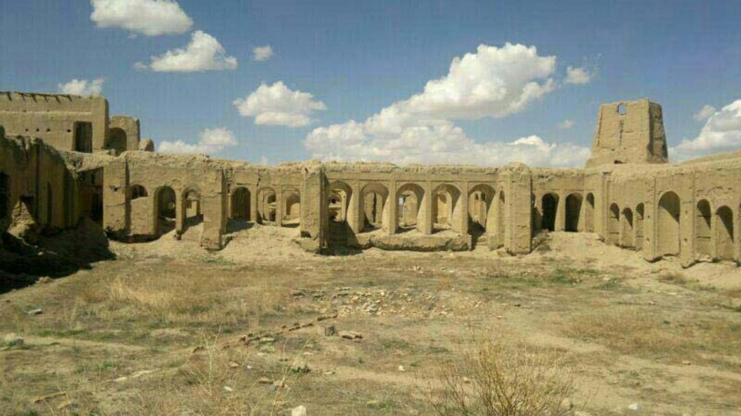 قلعه روستای مزاین