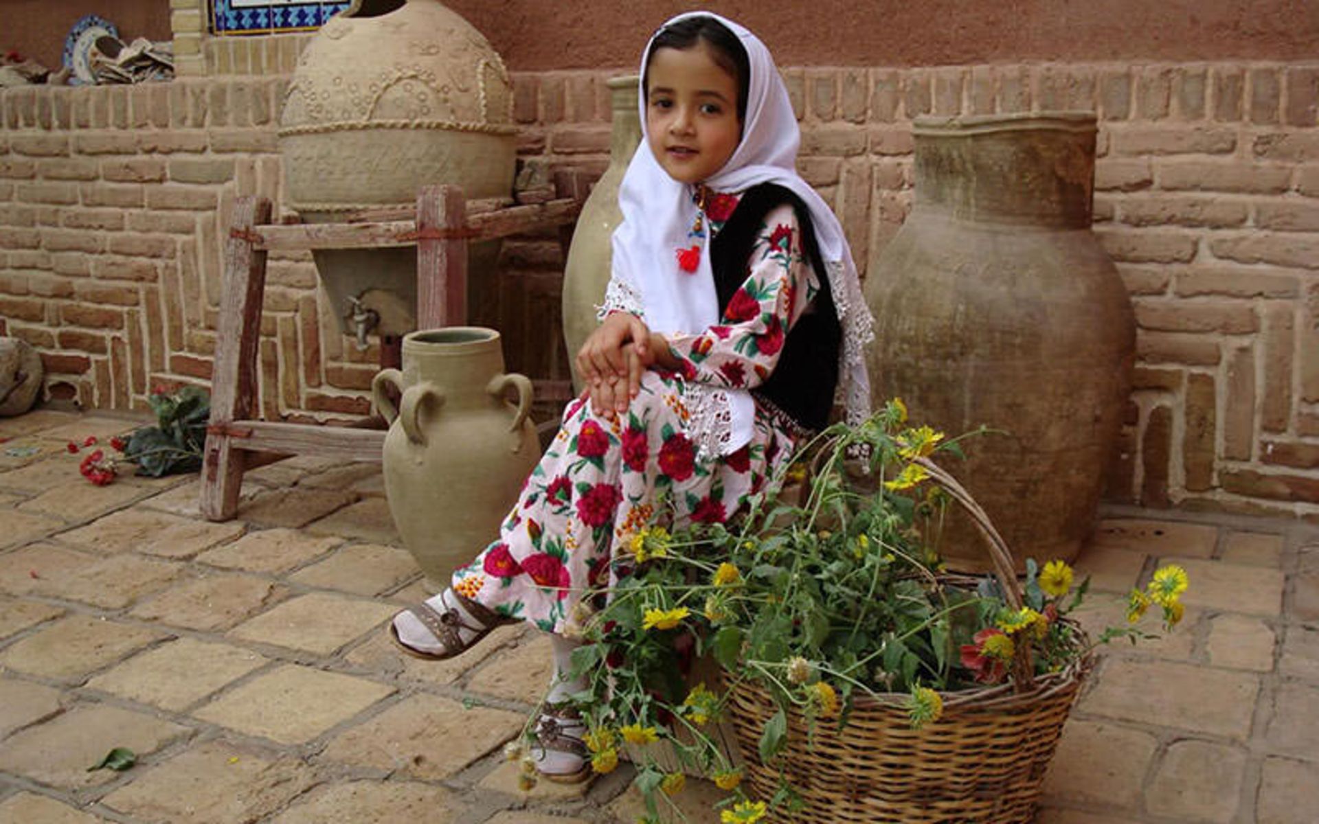 لباس ابیانه