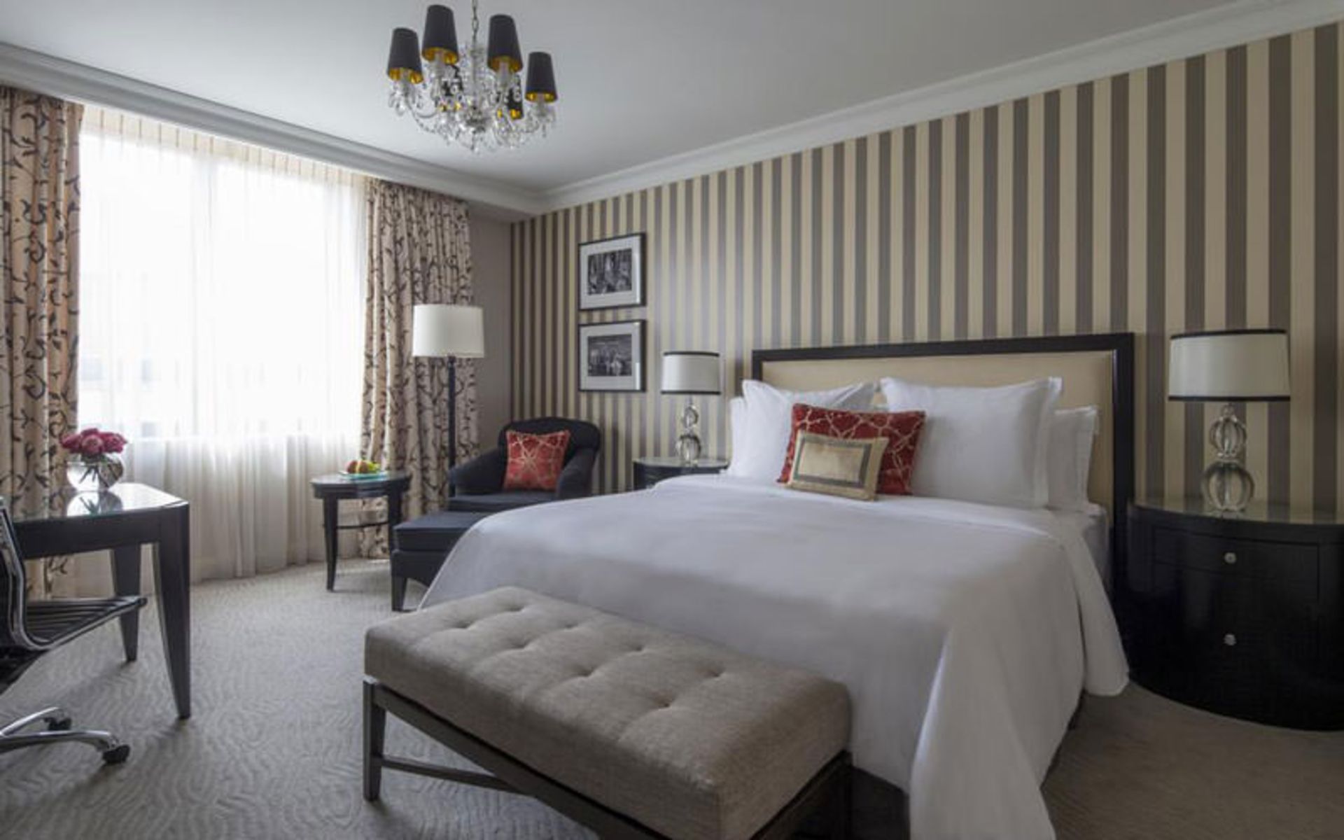 هتل فور سیسنز پراگ (Four Seasons Hotel Prague)