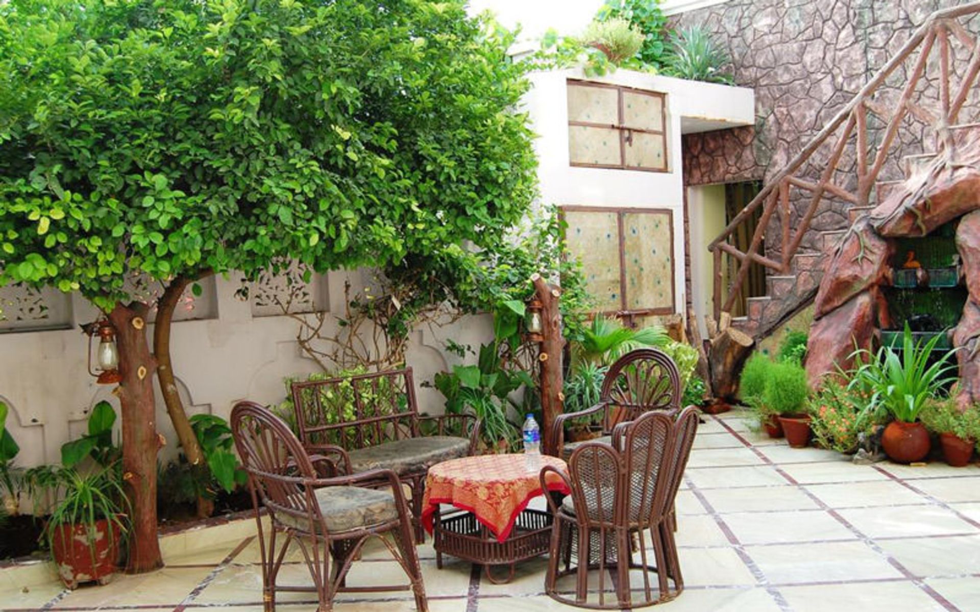 هتل سای هوم استی بد اند بریکفست (Sai Home Stay Bed & Breakfast)