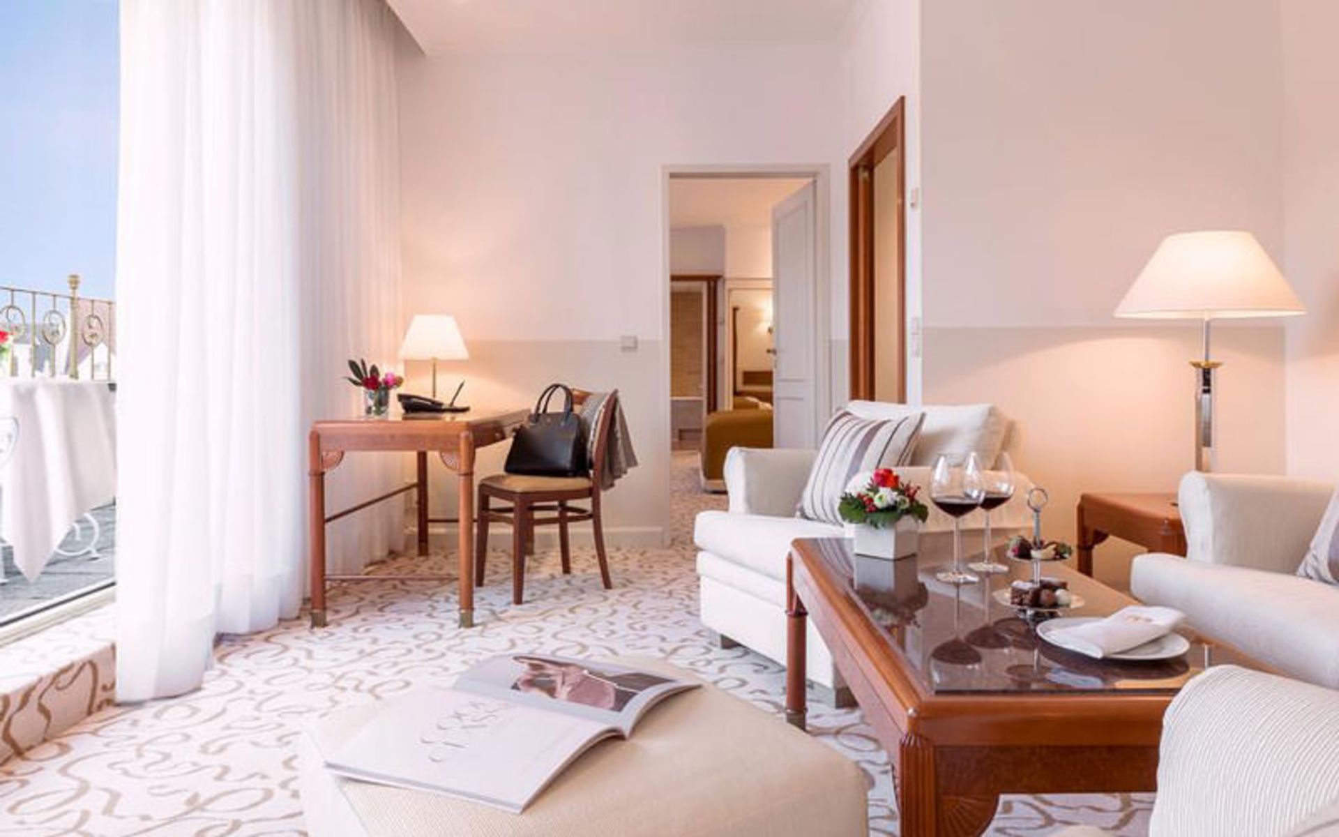 هتل کمپینسکی بریستول برلین (Hotel Bristol Berlin)