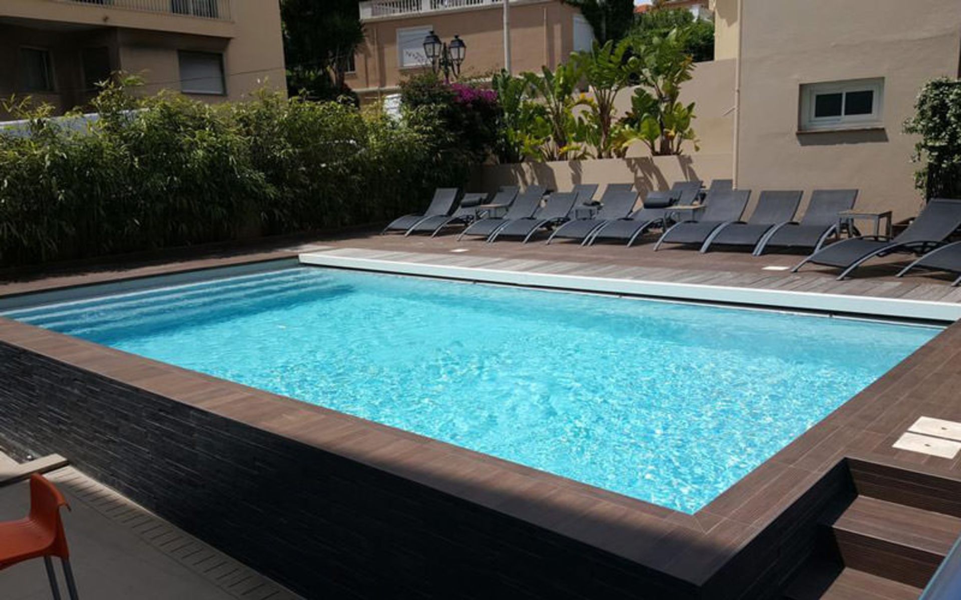 هتل اینتر هتل فریسیا (Inter-Hotel Frisia)