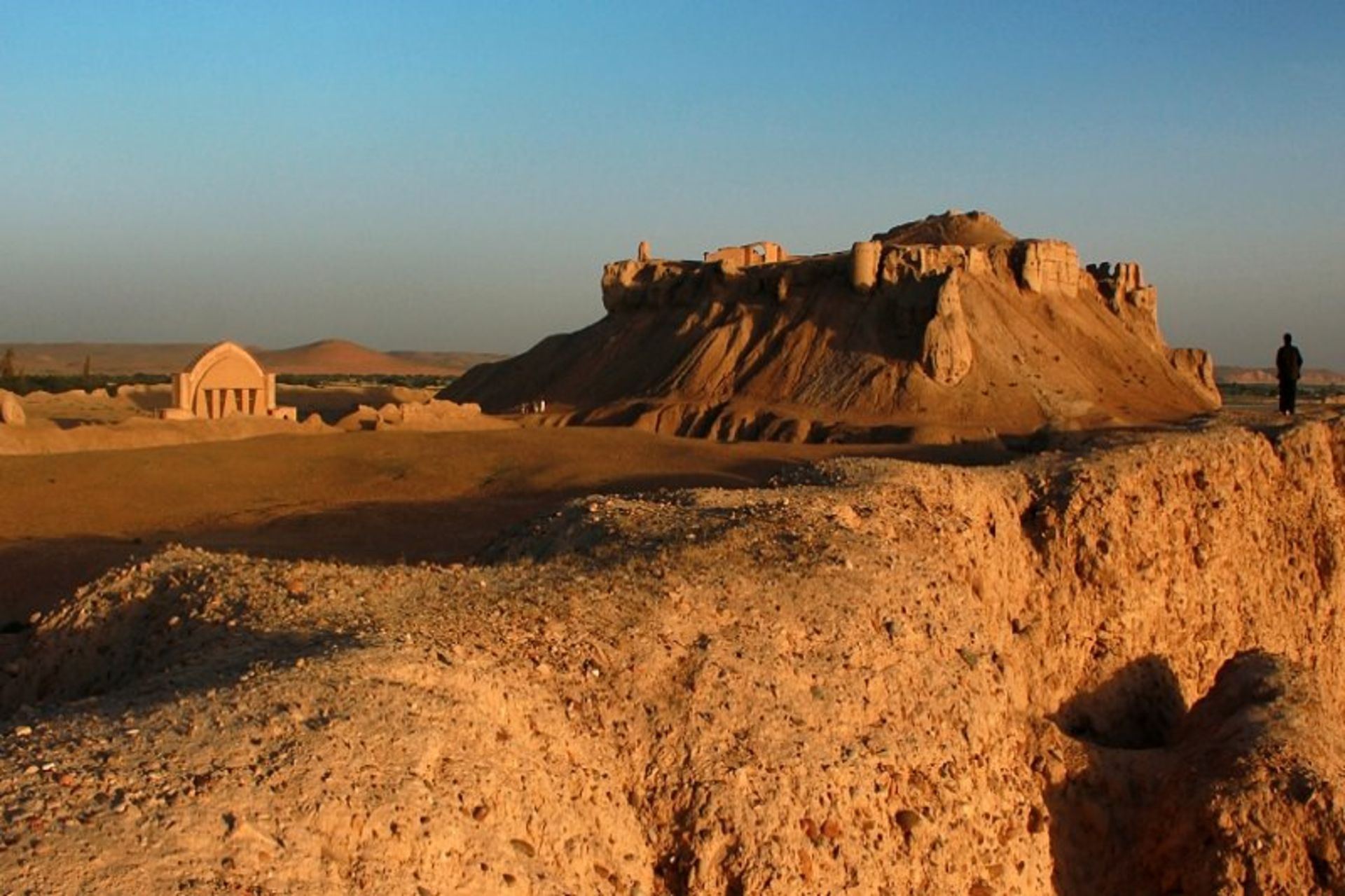 افغانستان