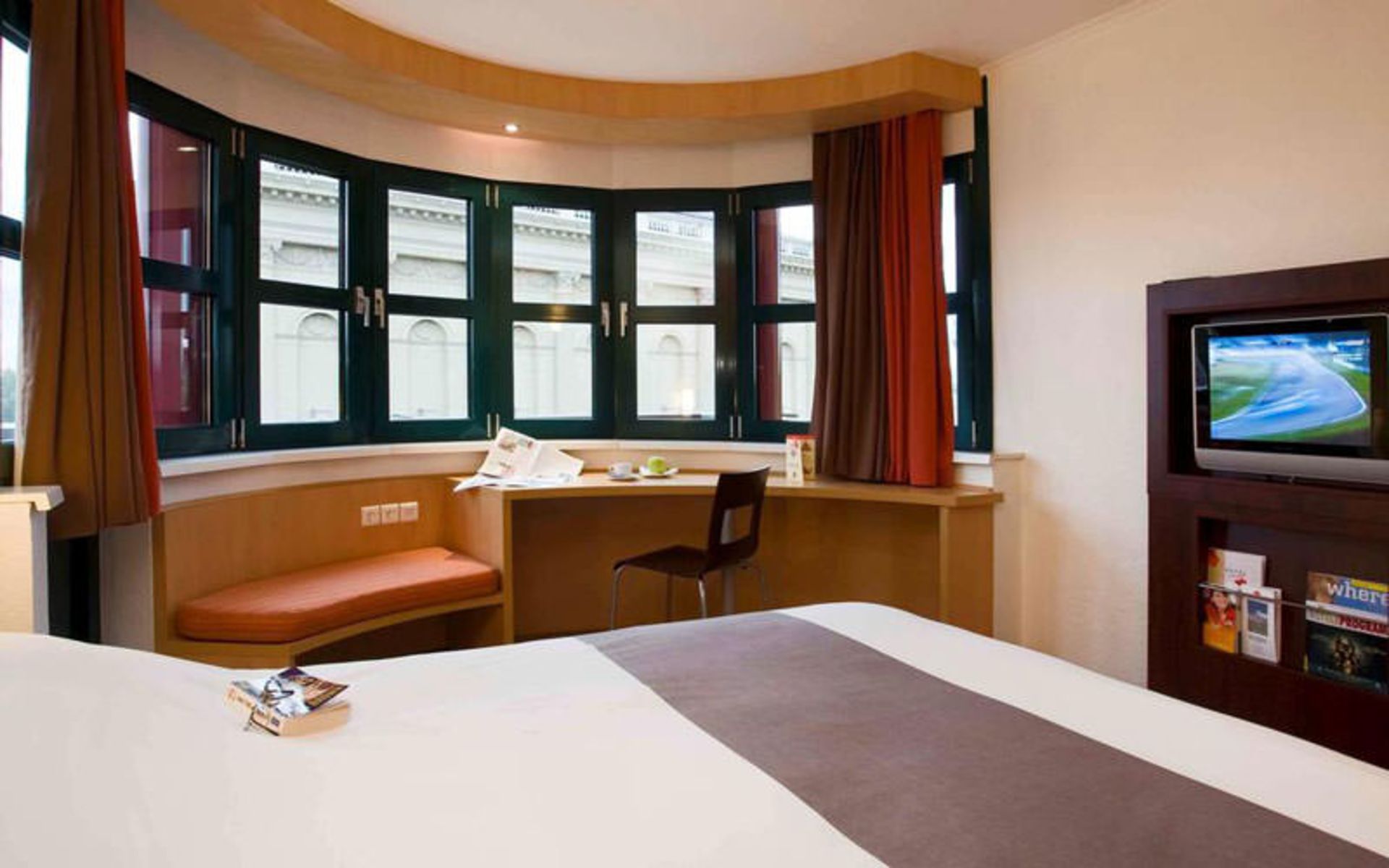 هتل ایبیس بوداپست هروس اسکور (Ibis Budapest Heroes Square)