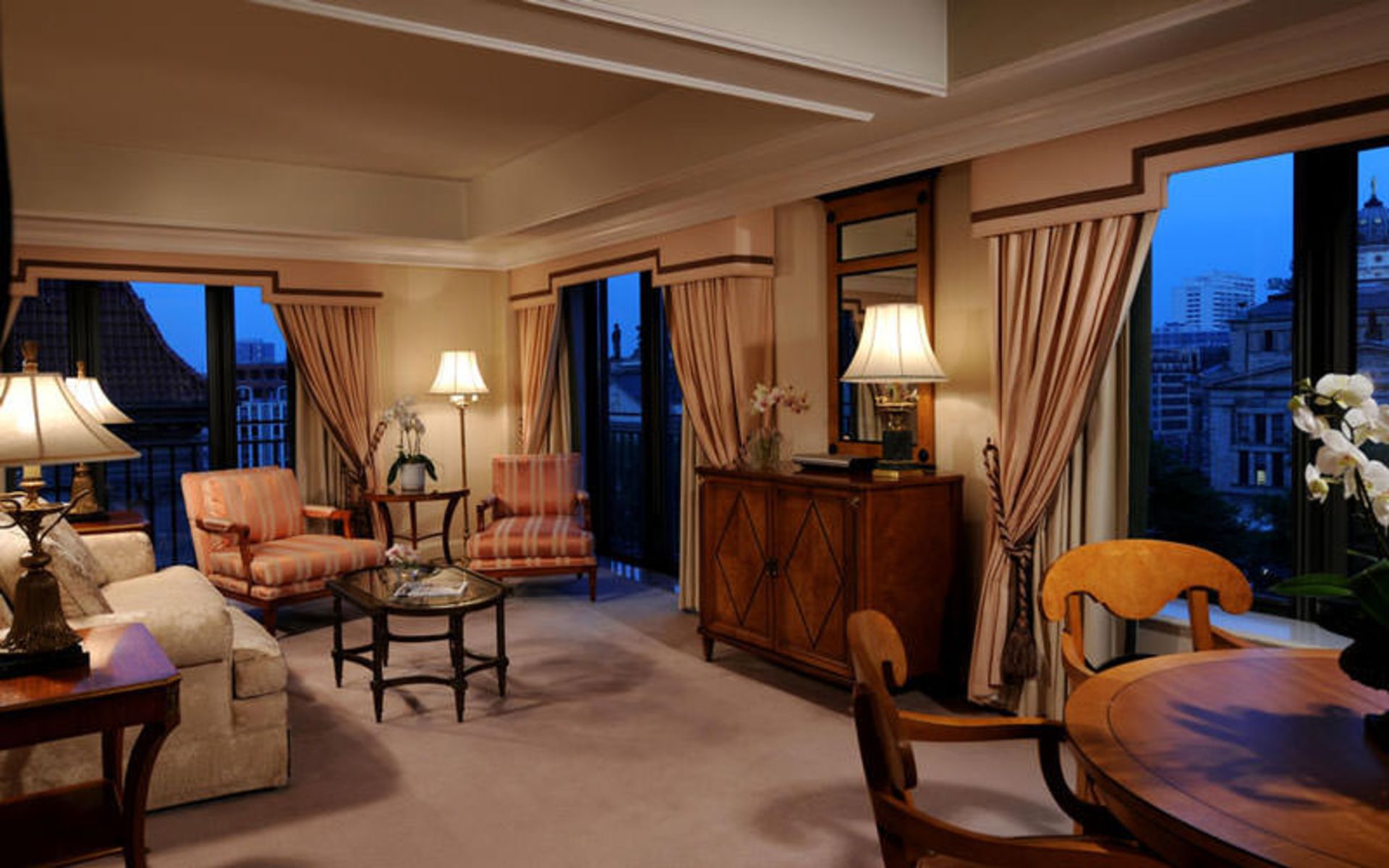 هتل رجنت برلین (Regent Berlin)
