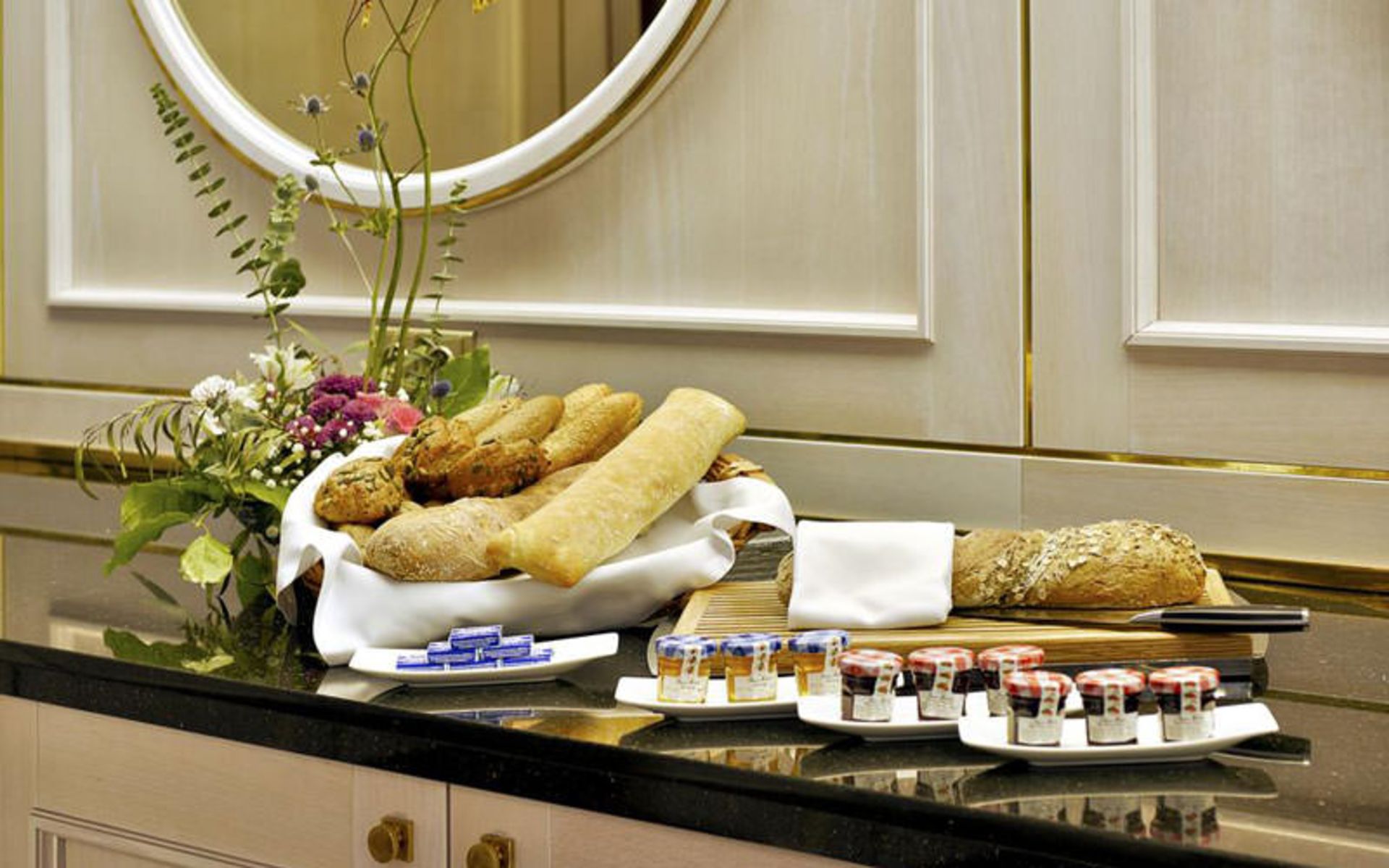 هتل سِوُی پراگ (Hotel Savoy)
