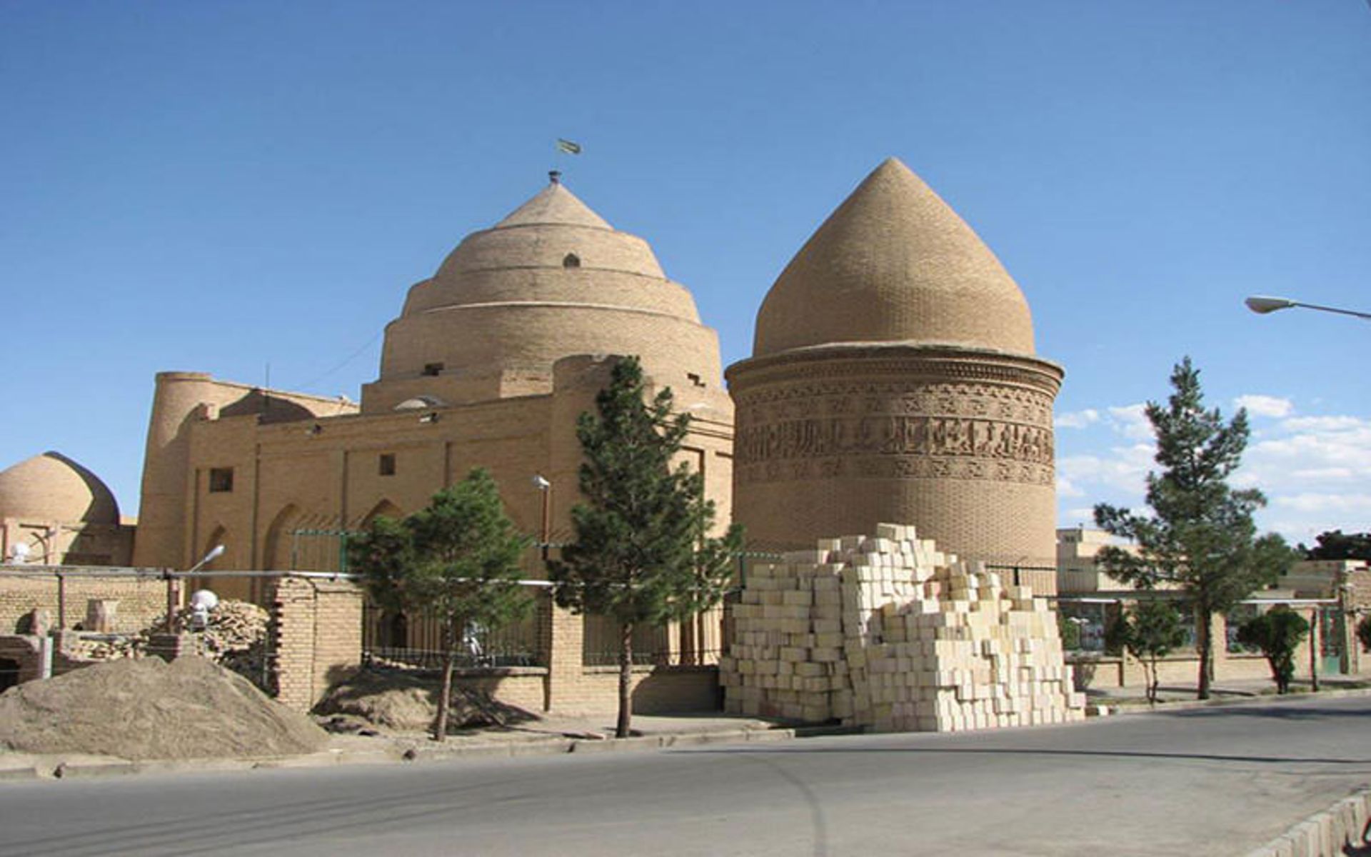 برج چهل دختر دامغان