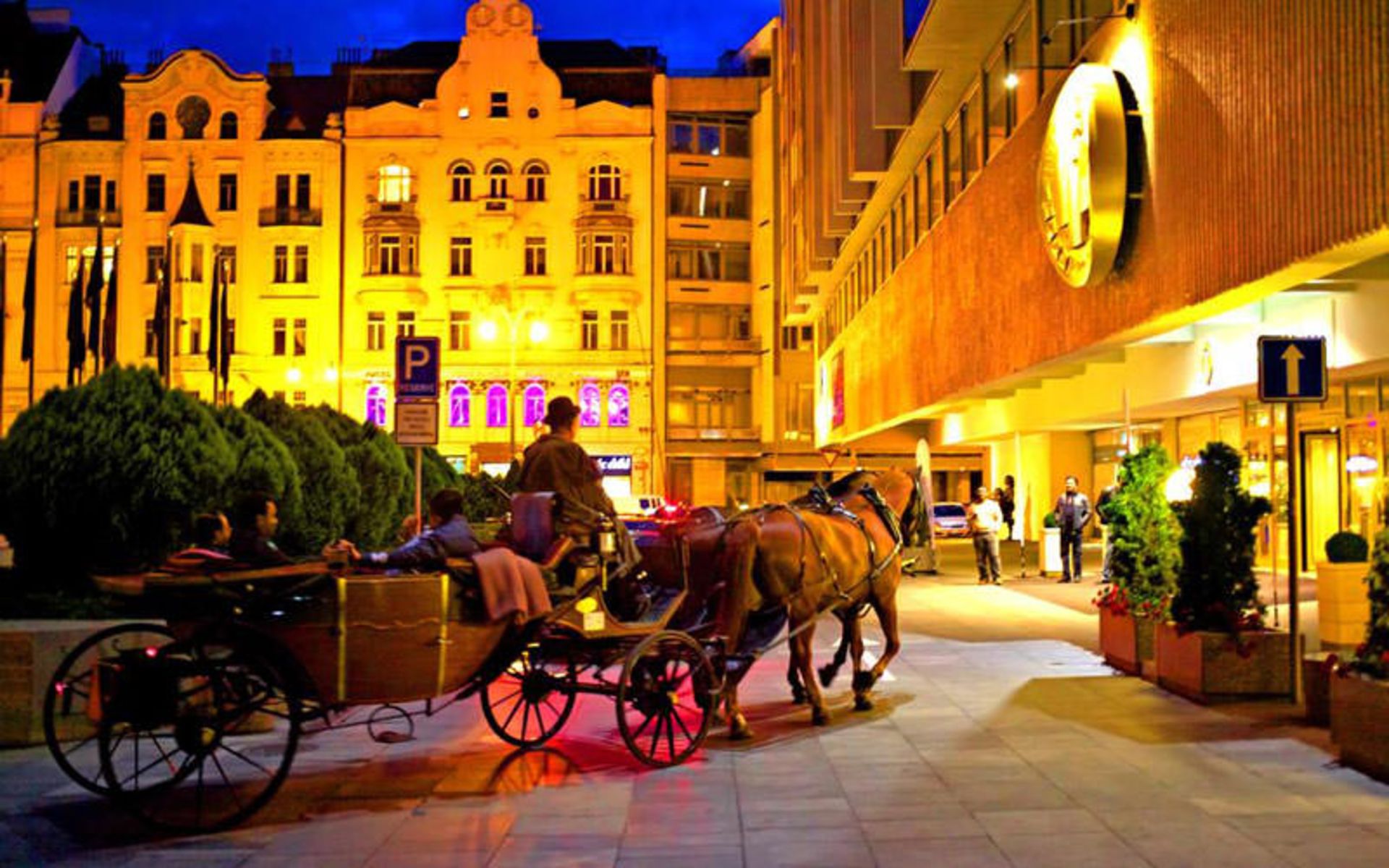 هتل اینتِرکُنتینِنتال پراگ (InterContinental Prague)