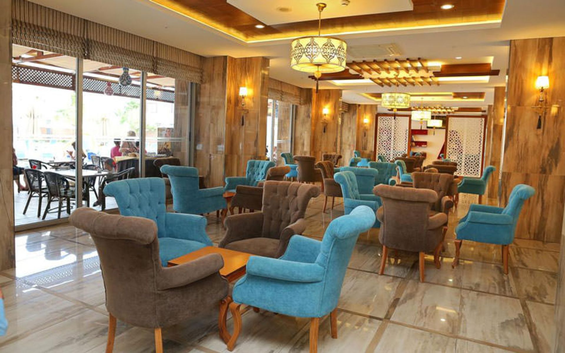 هتل بلو ویو سویت (Blue Wave Suite Hotel)