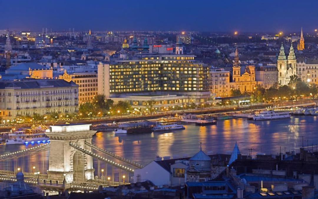 هتل بوداپست ماریوت (Budapest Marriott Hotel)