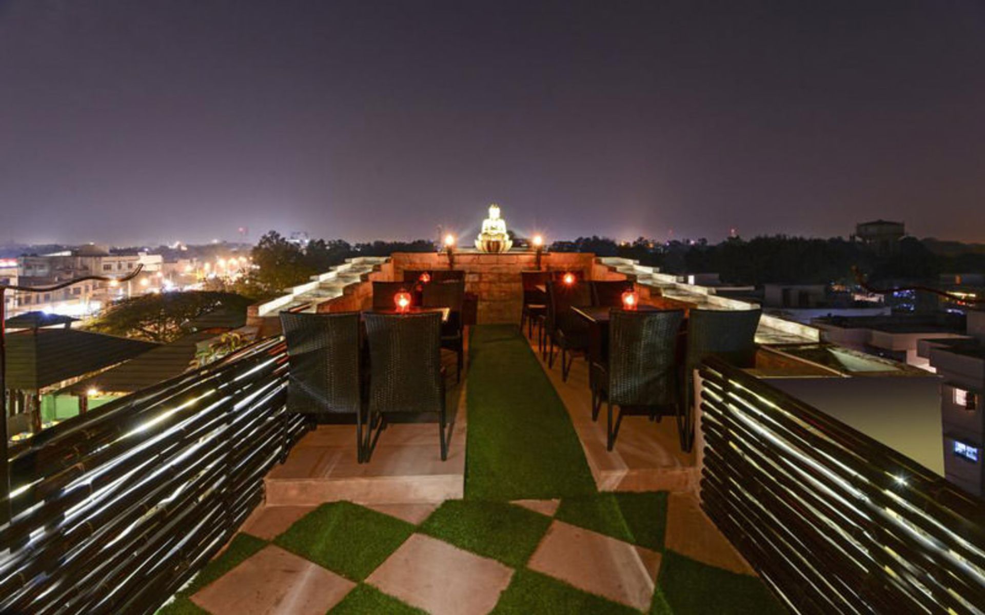 هتل ام هاوس (Hotel M House)