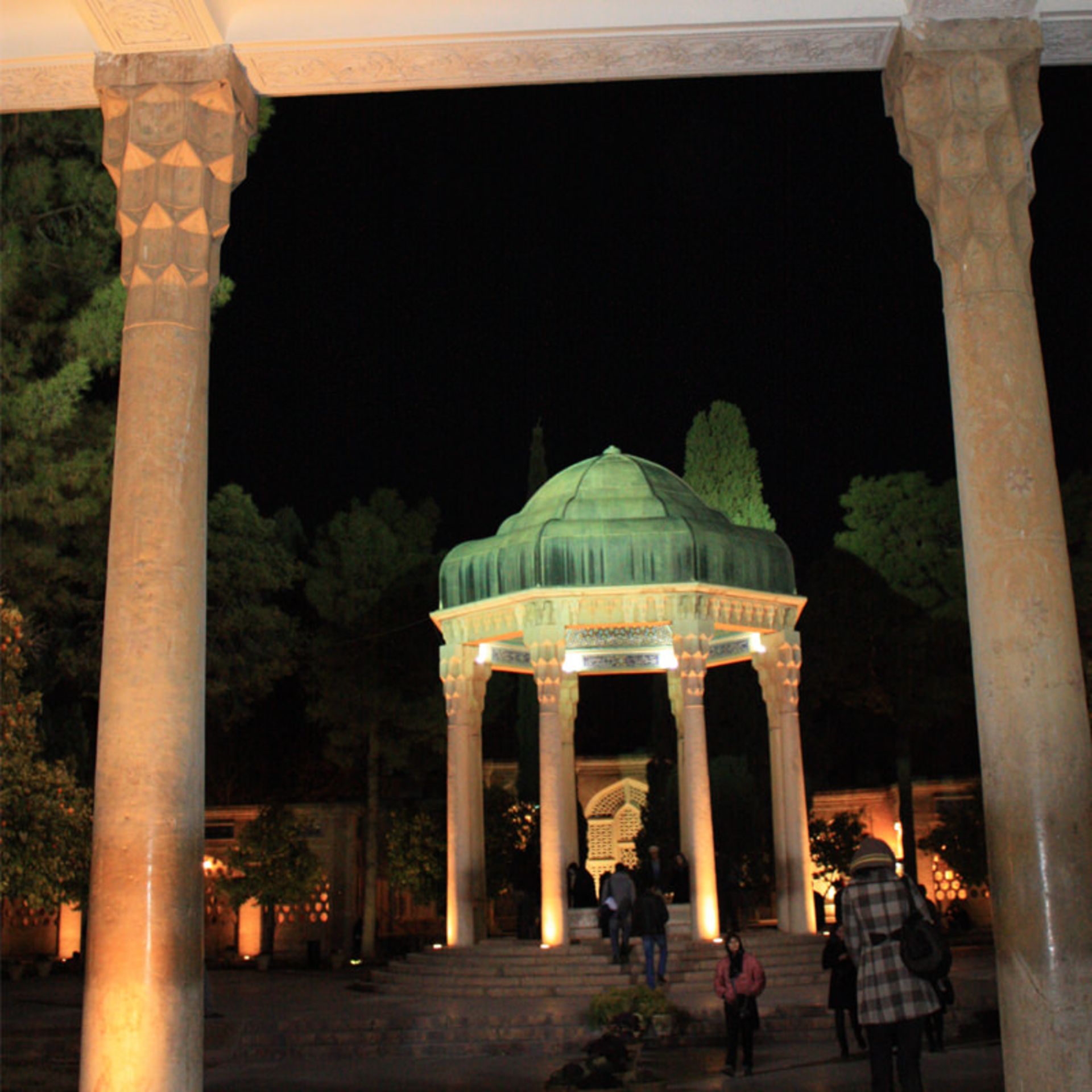 آرامگاه حافظ