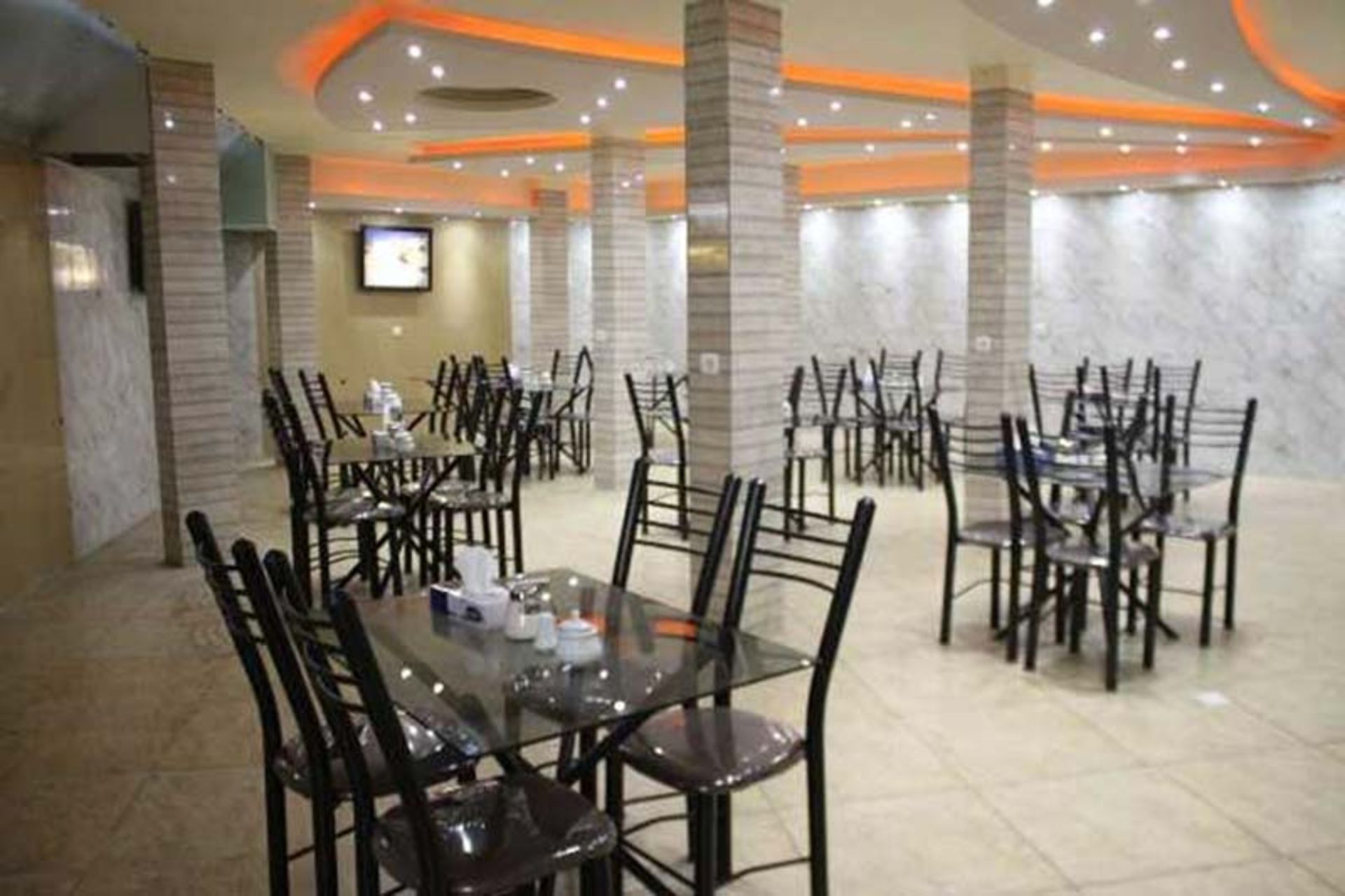 هتل مهمانسرای ایده آل
