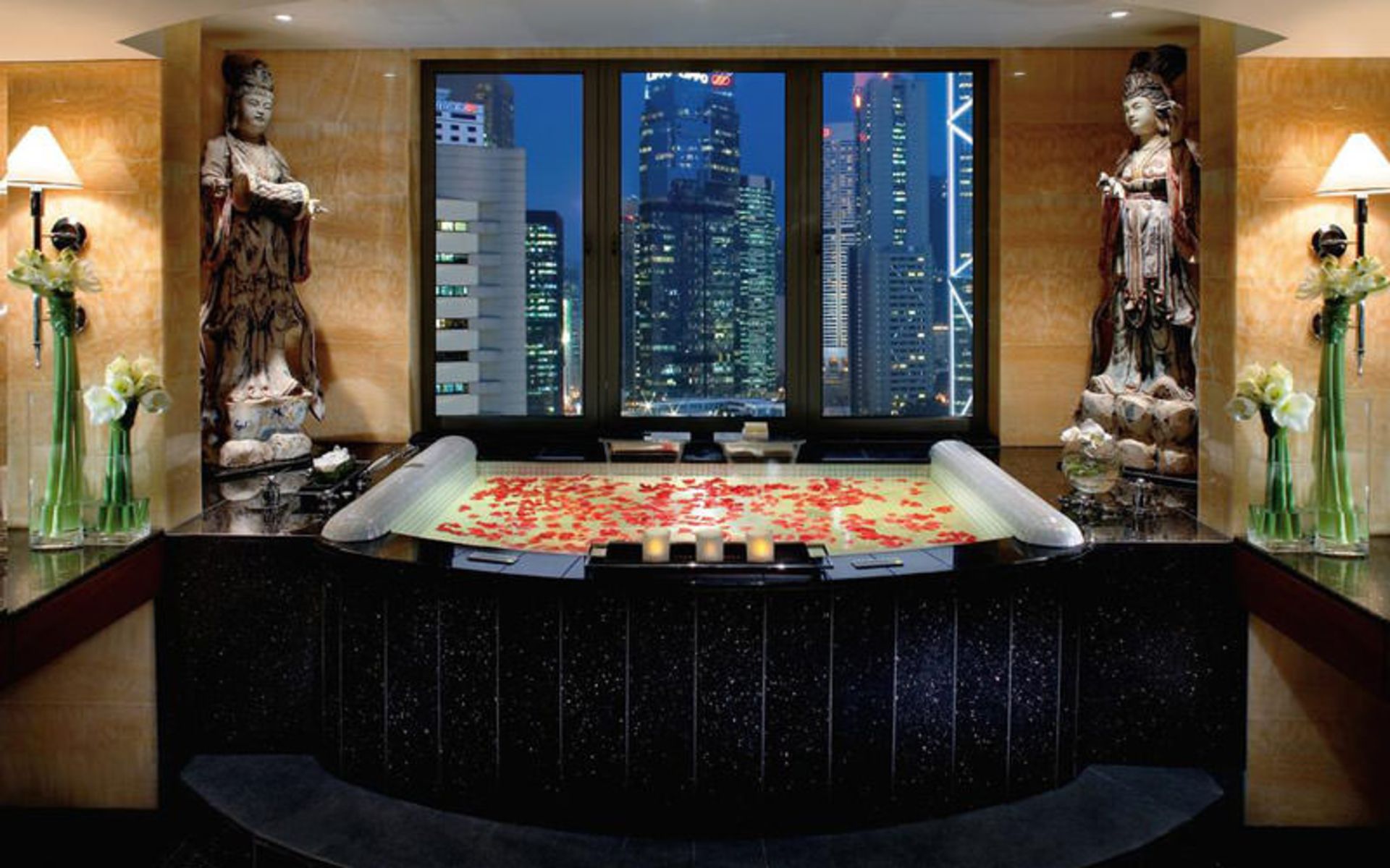 هتل ماندرین اورینتال هنگ کنگ (Mandarin Oriental Hong Kong)