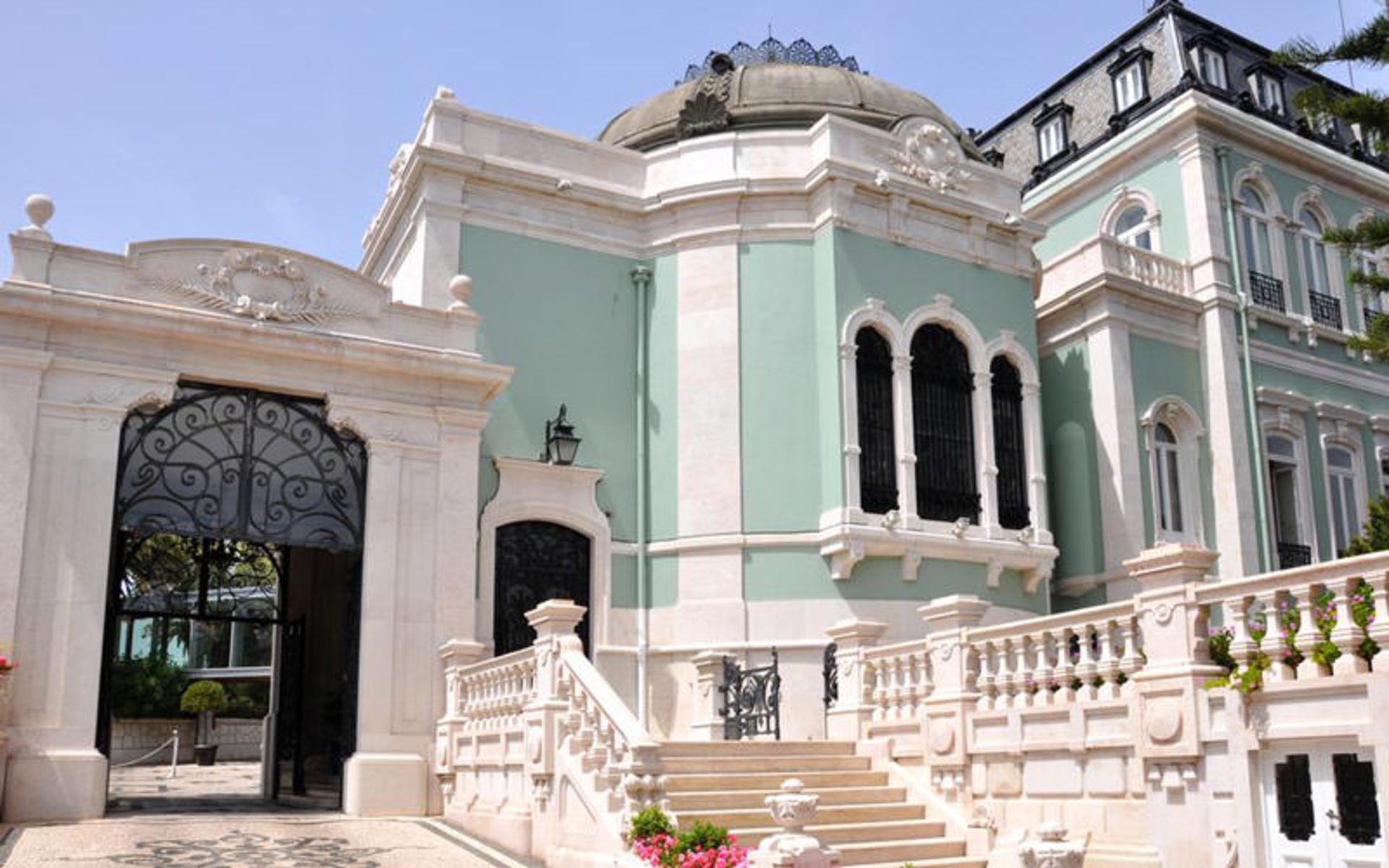 هتل پستانا پالاس لیسبو (Pestana Palace Lisboa Hotel & National Monument)