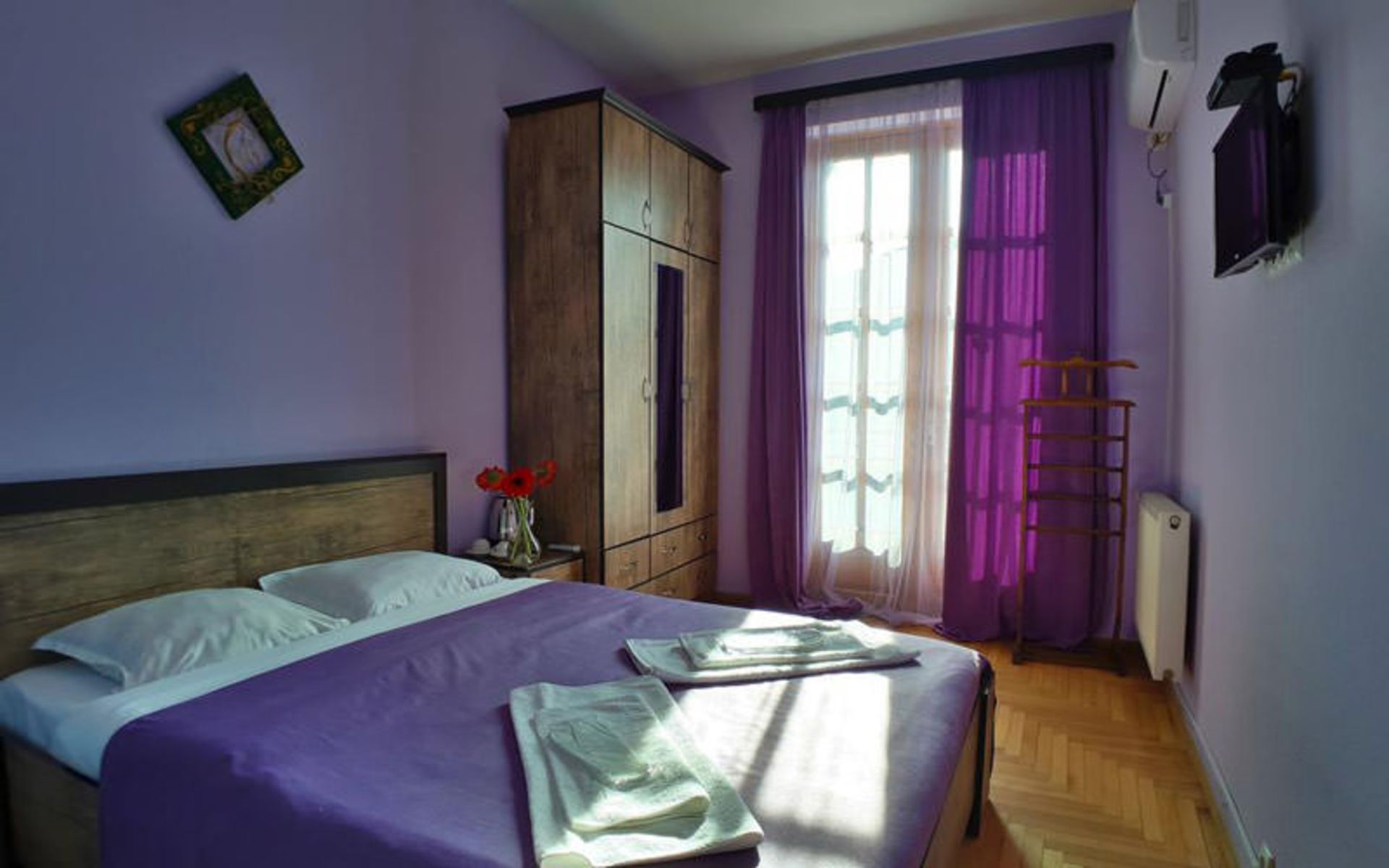 هتل وازی (Vazi Hotel)