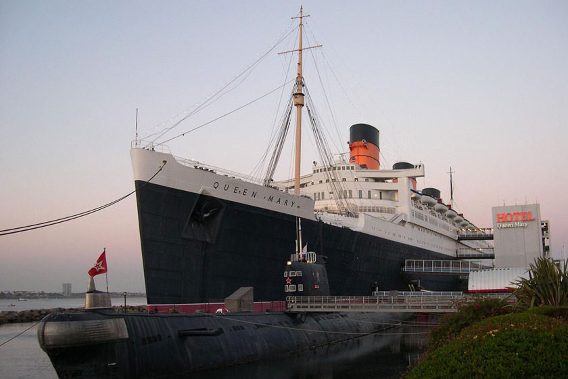 کوئین ماری (RMS Queen Mary)