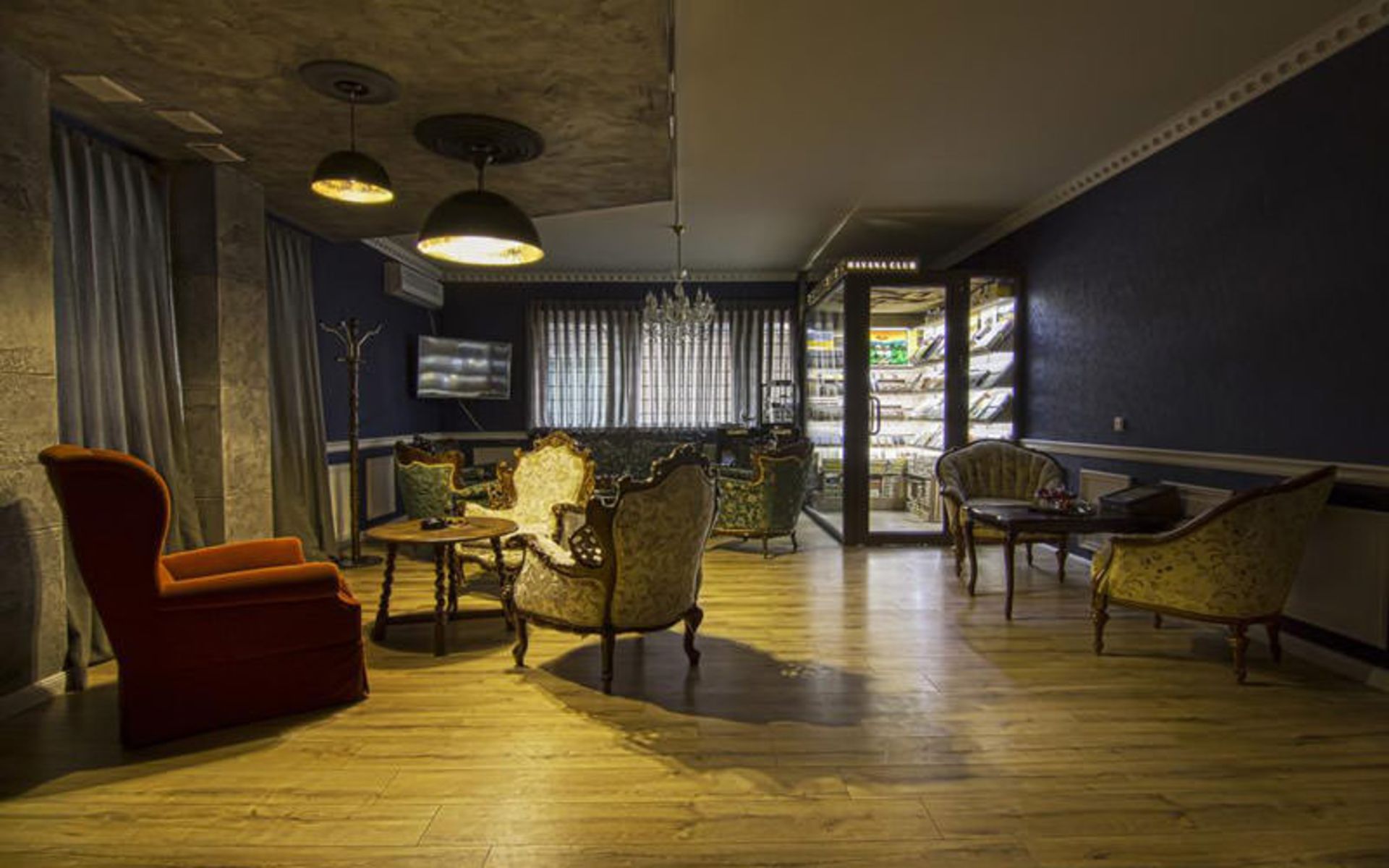 هتل توسکانو (Hotel Toscano)