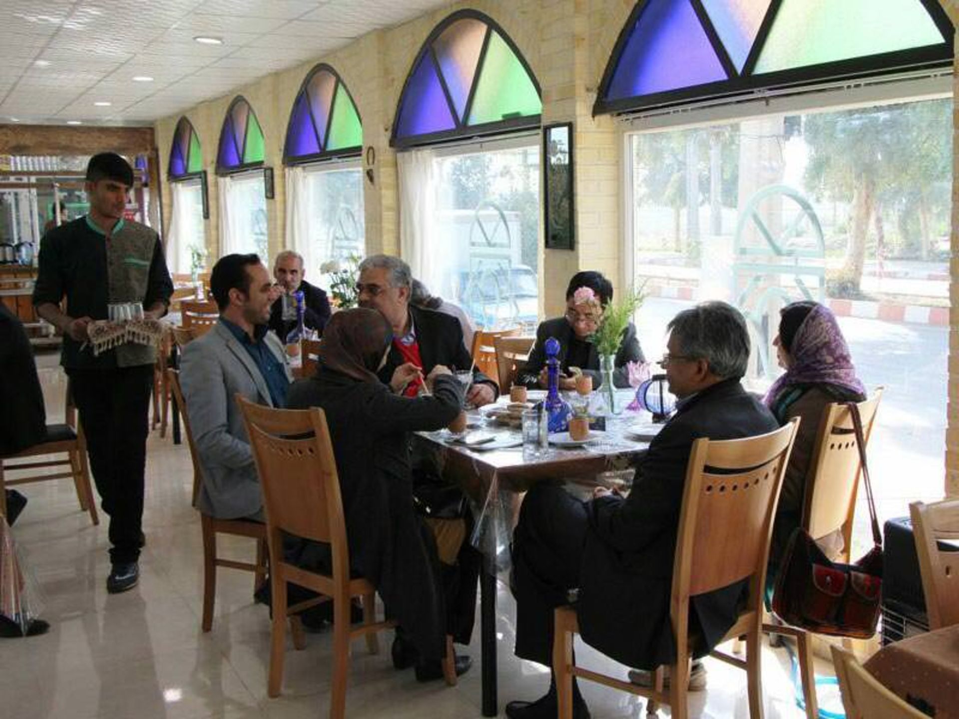رستوران پردیس شوشتر