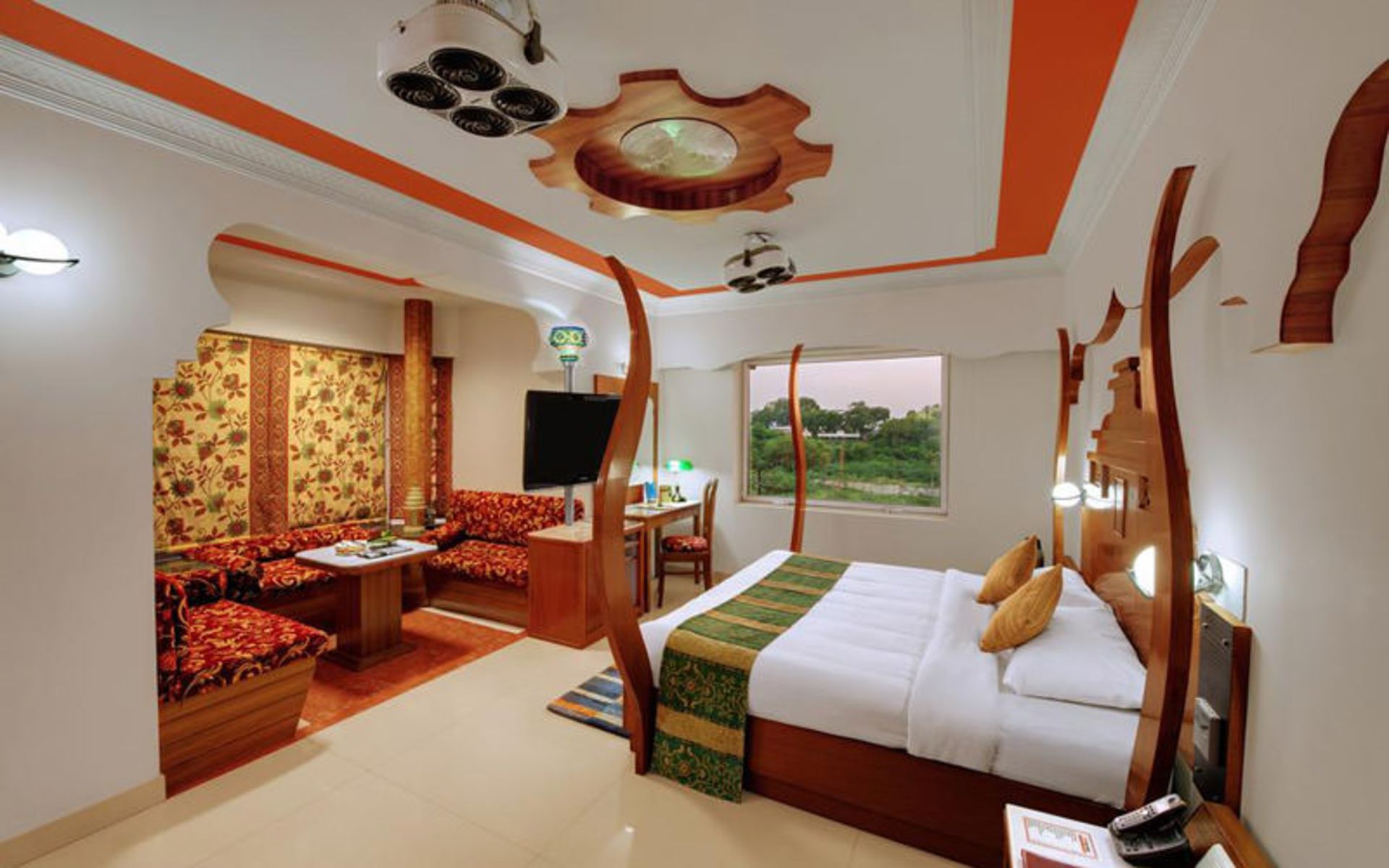 هتل عامر (Hotel Amar)